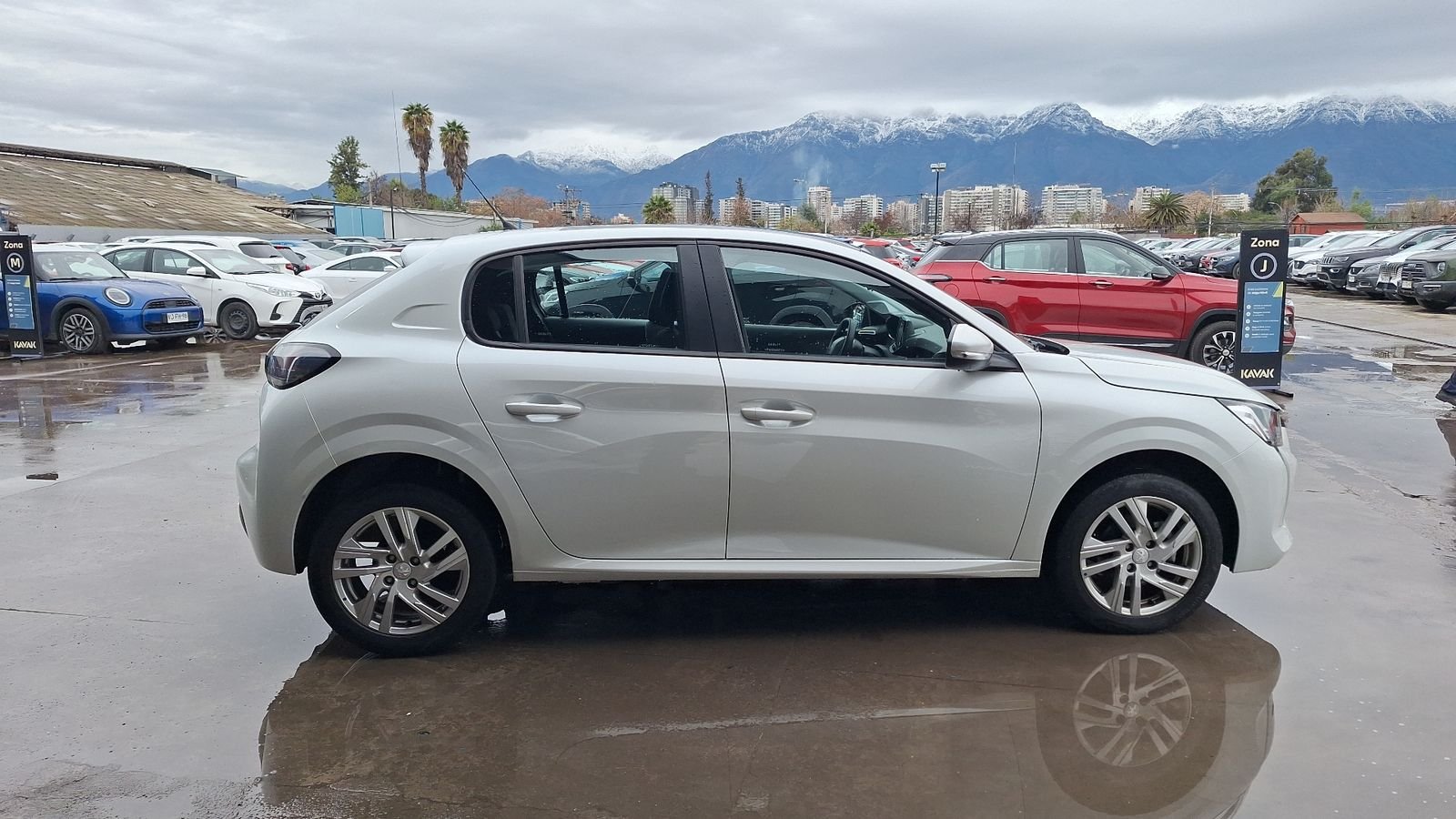 Peugeot 208 2023 - Imagen 5 de 16