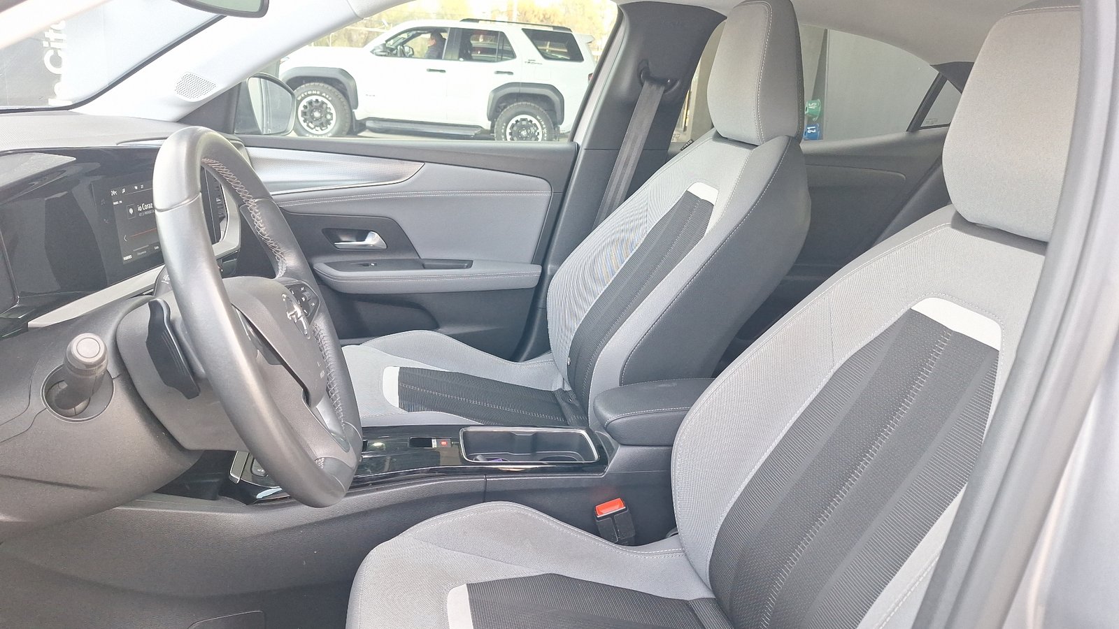 Opel Mokka 2024 - Imagen 14 de 15