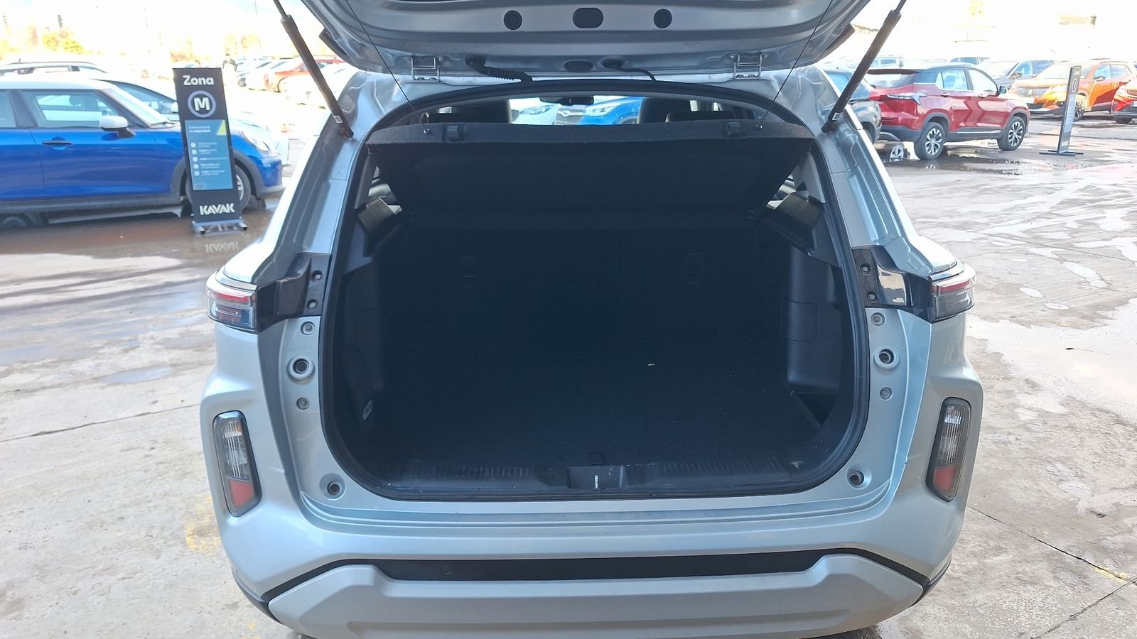 Suzuki Grand Vitara 2025 - Imagen 4 de 16
