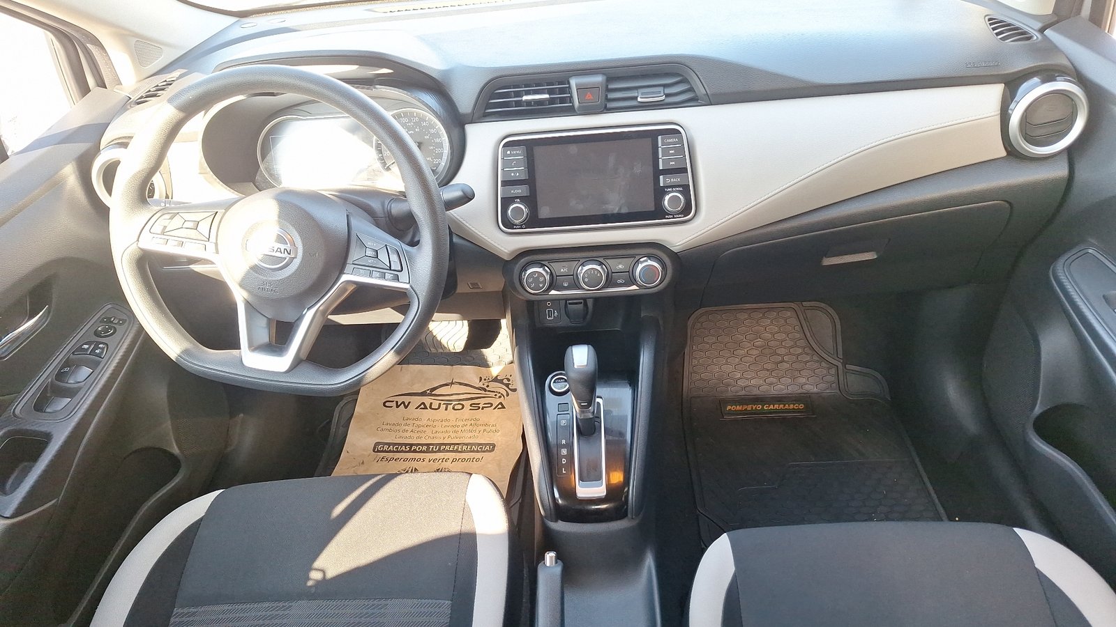 Nissan Versa 2020 - Imagen 6 de 15