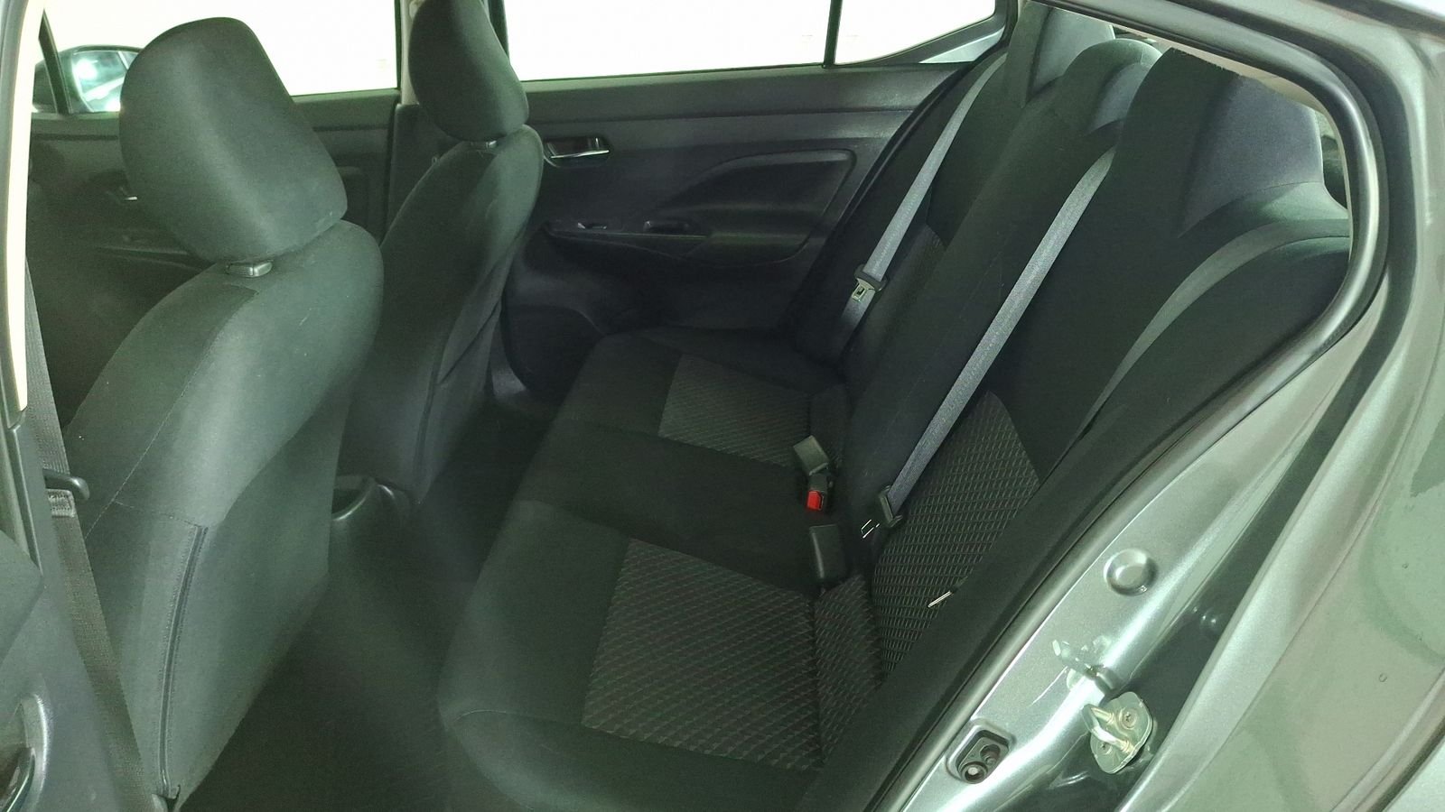 Nissan Versa 2024 - Imagen 13 de 15
