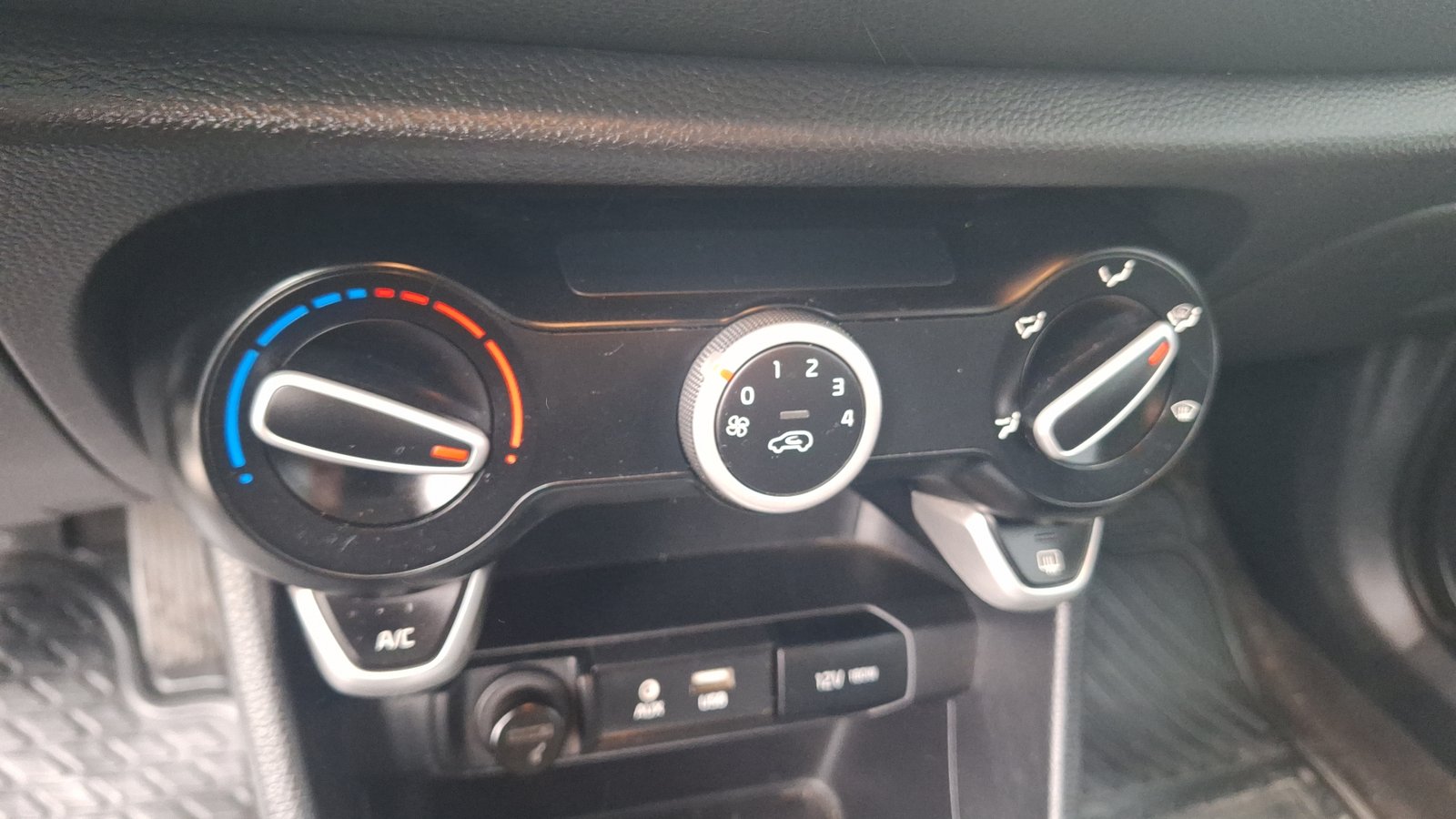 Kia MORNING 2018 - Imagen 13 de 13