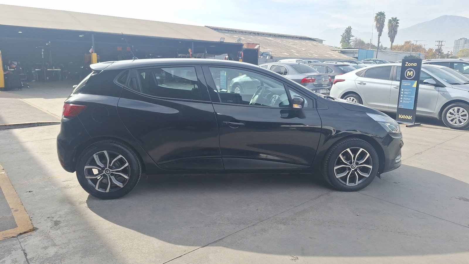 Renault Clio 2017 - Imagen 5 de 14