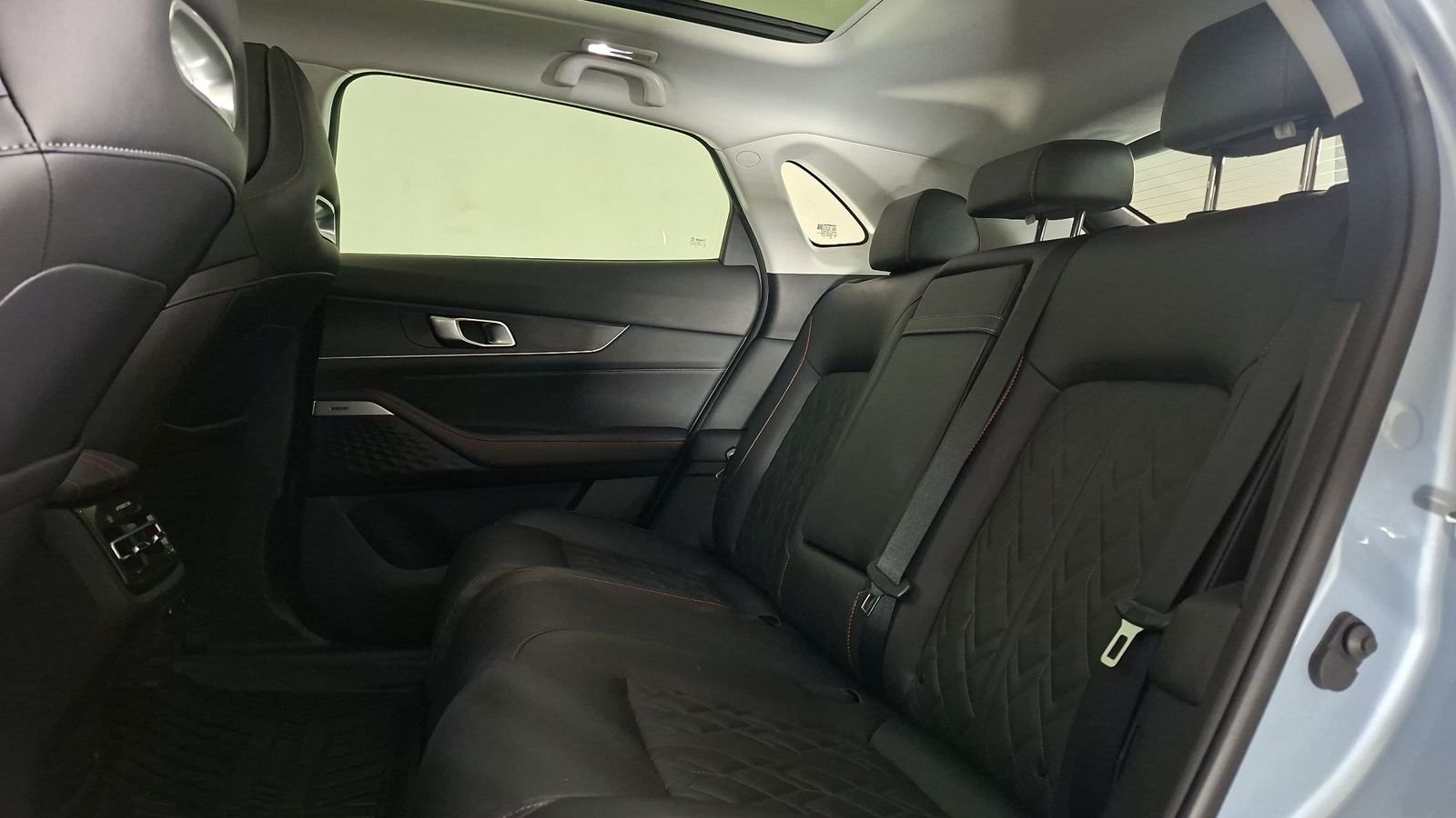 Changan Uni-K 2024 - Imagen 16 de 18