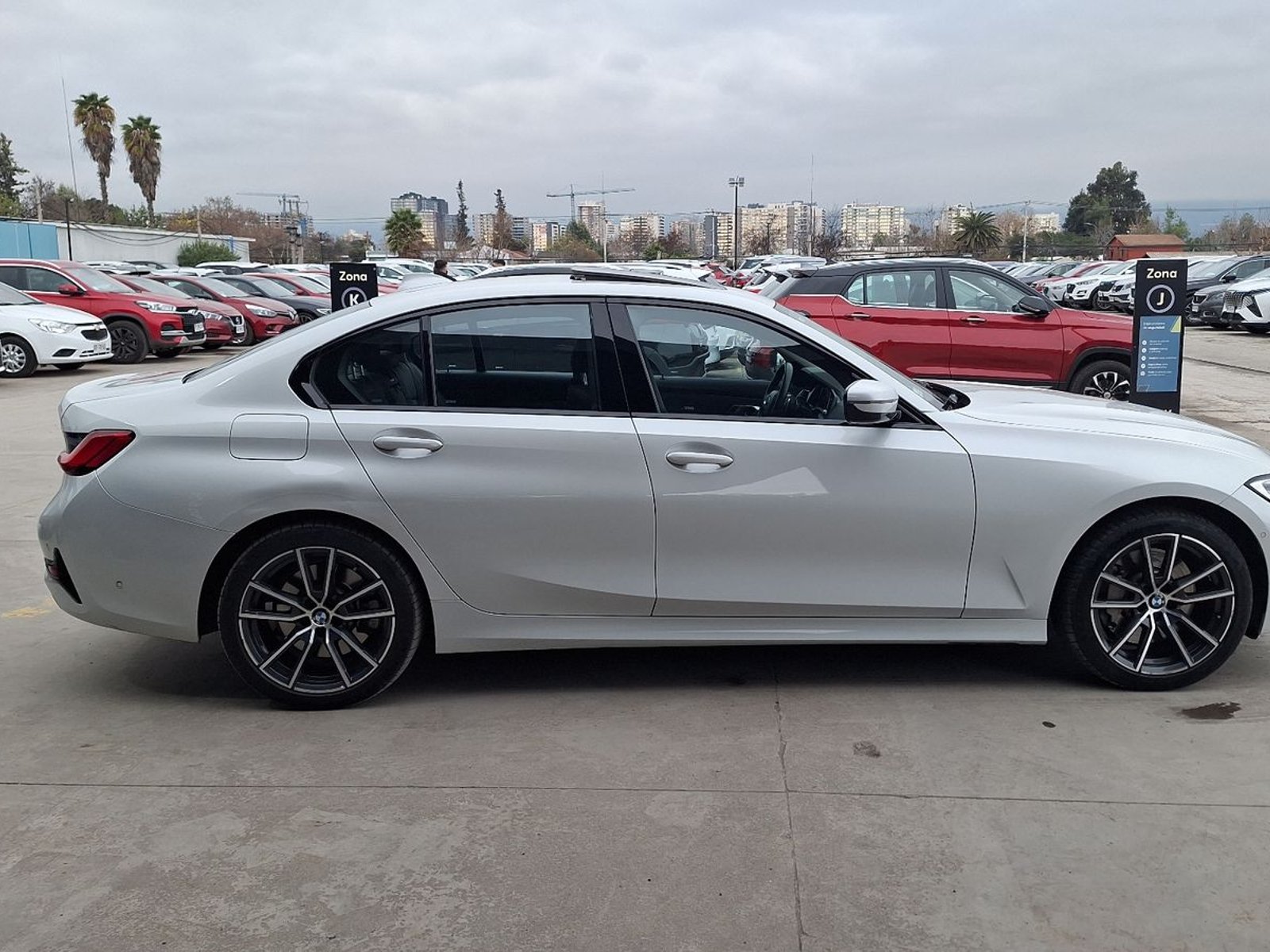 BMW Serie 3 2021 - Foto 5 de 16