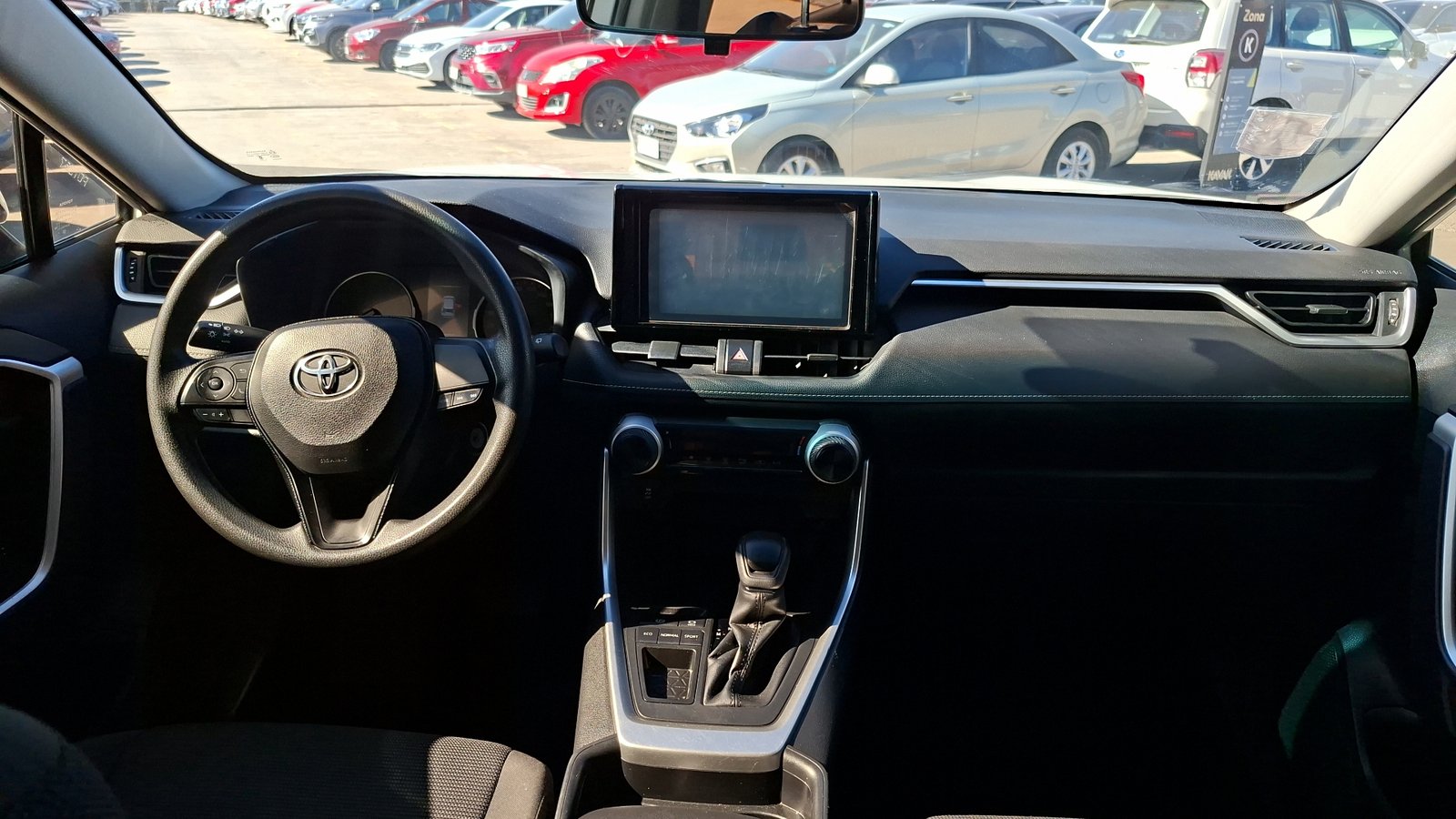 Toyota RAV4 2020 - Imagen 6 de 15
