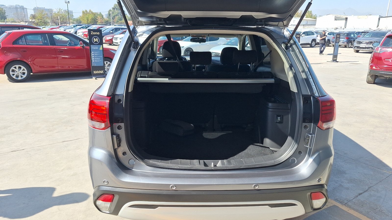 Mitsubishi Outlander 2023 - Imagen 4 de 15