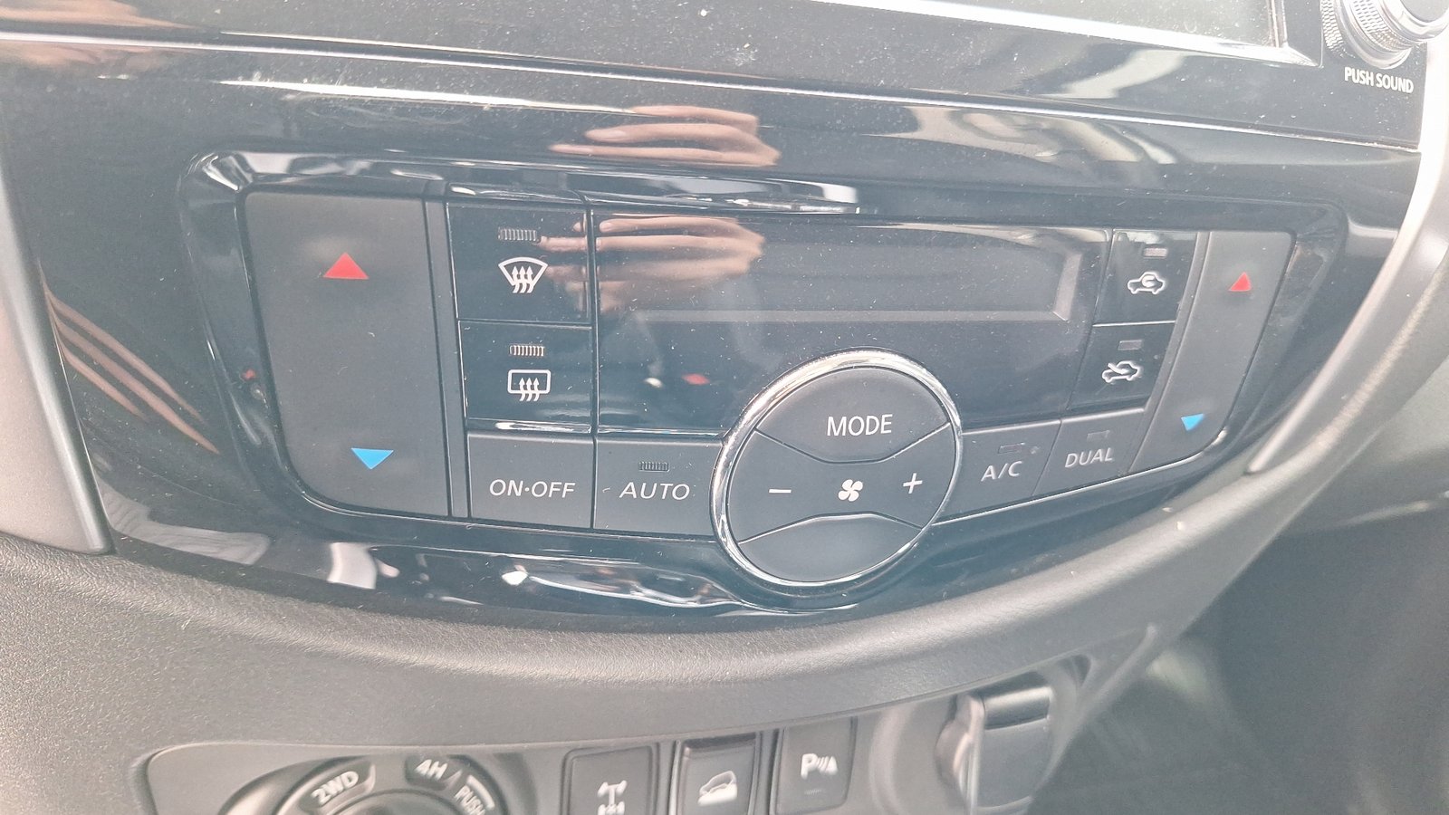 Nissan Navara 2025 - Imagen 15 de 15