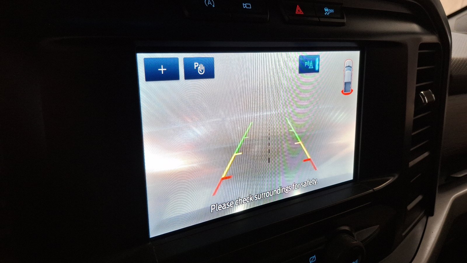 Ford F-150 2023 - Imagen 12 de 16