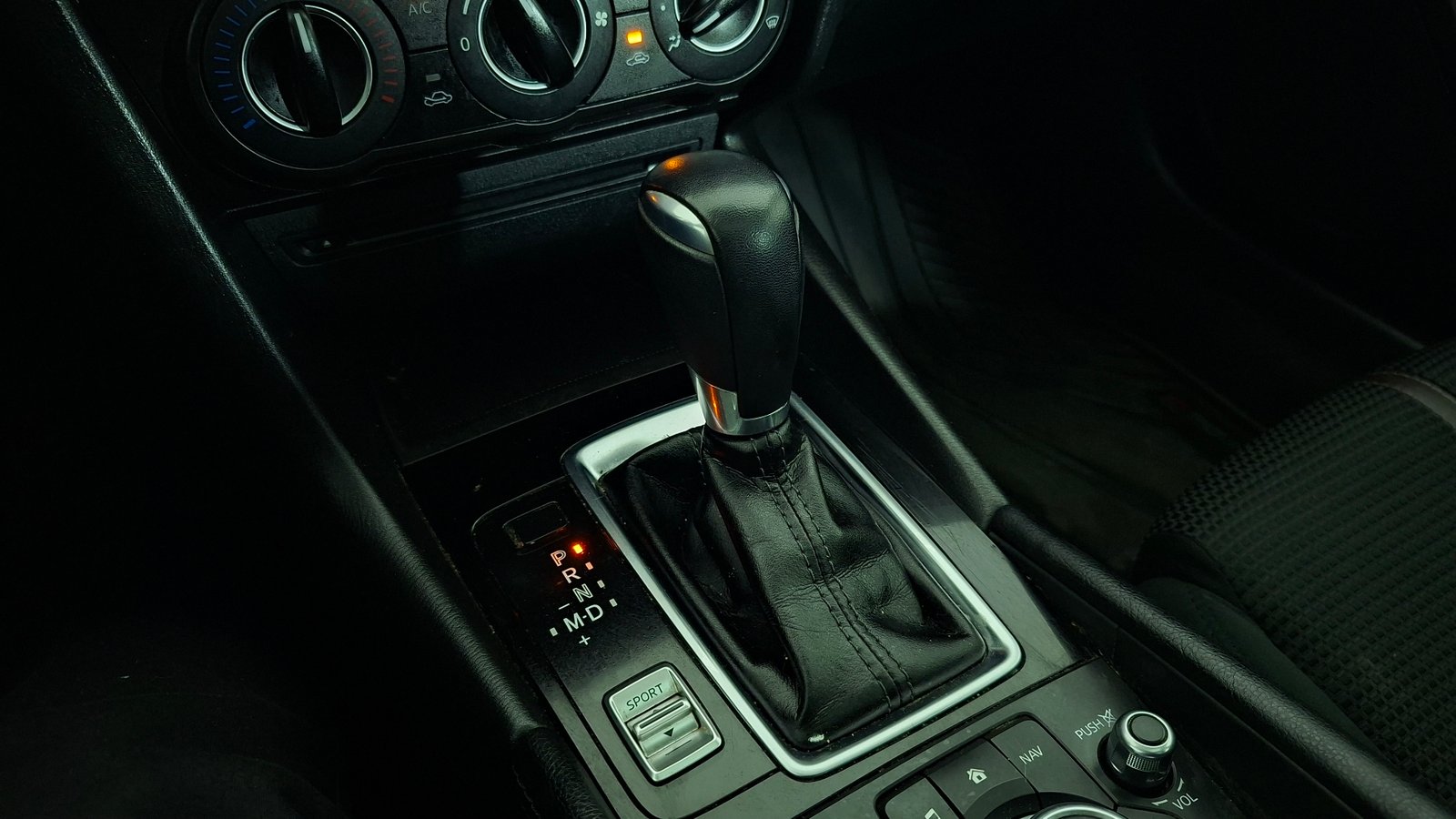 Mazda Mazda 3 2019 - Imagen 11 de 17