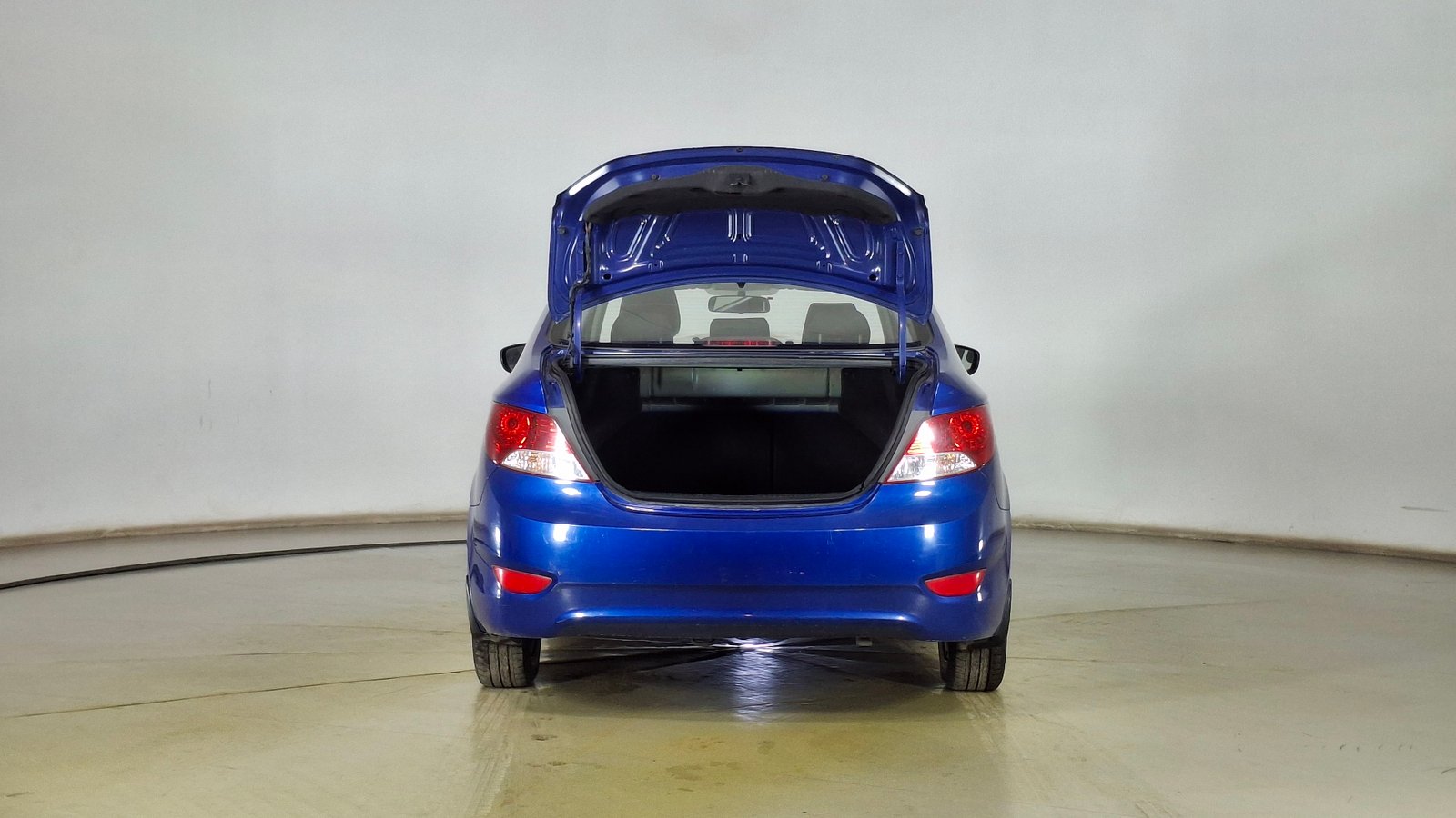 Hyundai Accent 2015 - Imagen 6 de 15