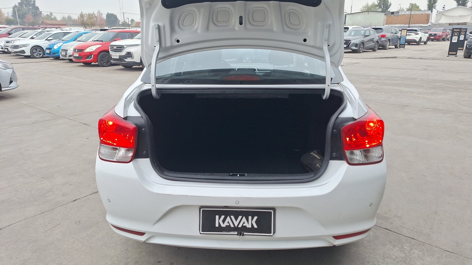 Hyundai VERNA 2021 - Imagen 4 de 15