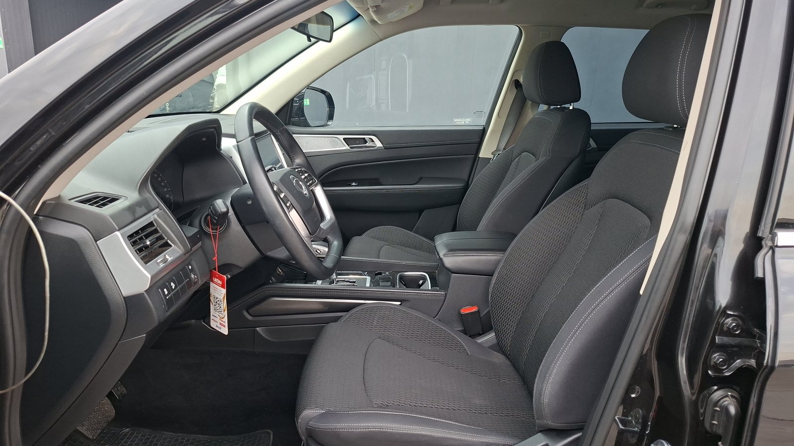Ssangyong Rexton 2024 - Imagen 13 de 16