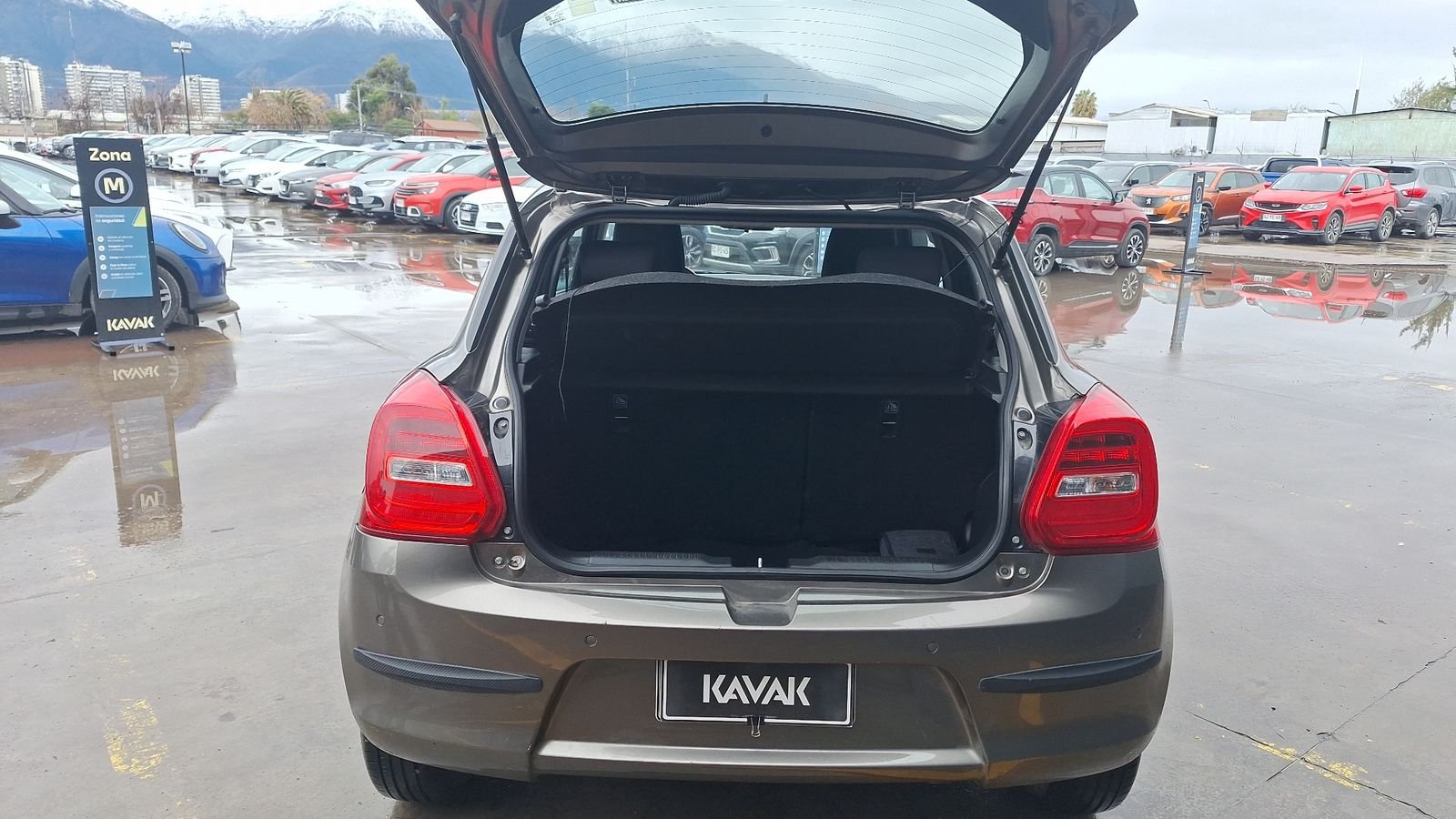Suzuki Swift 2023 - Imagen 4 de 14