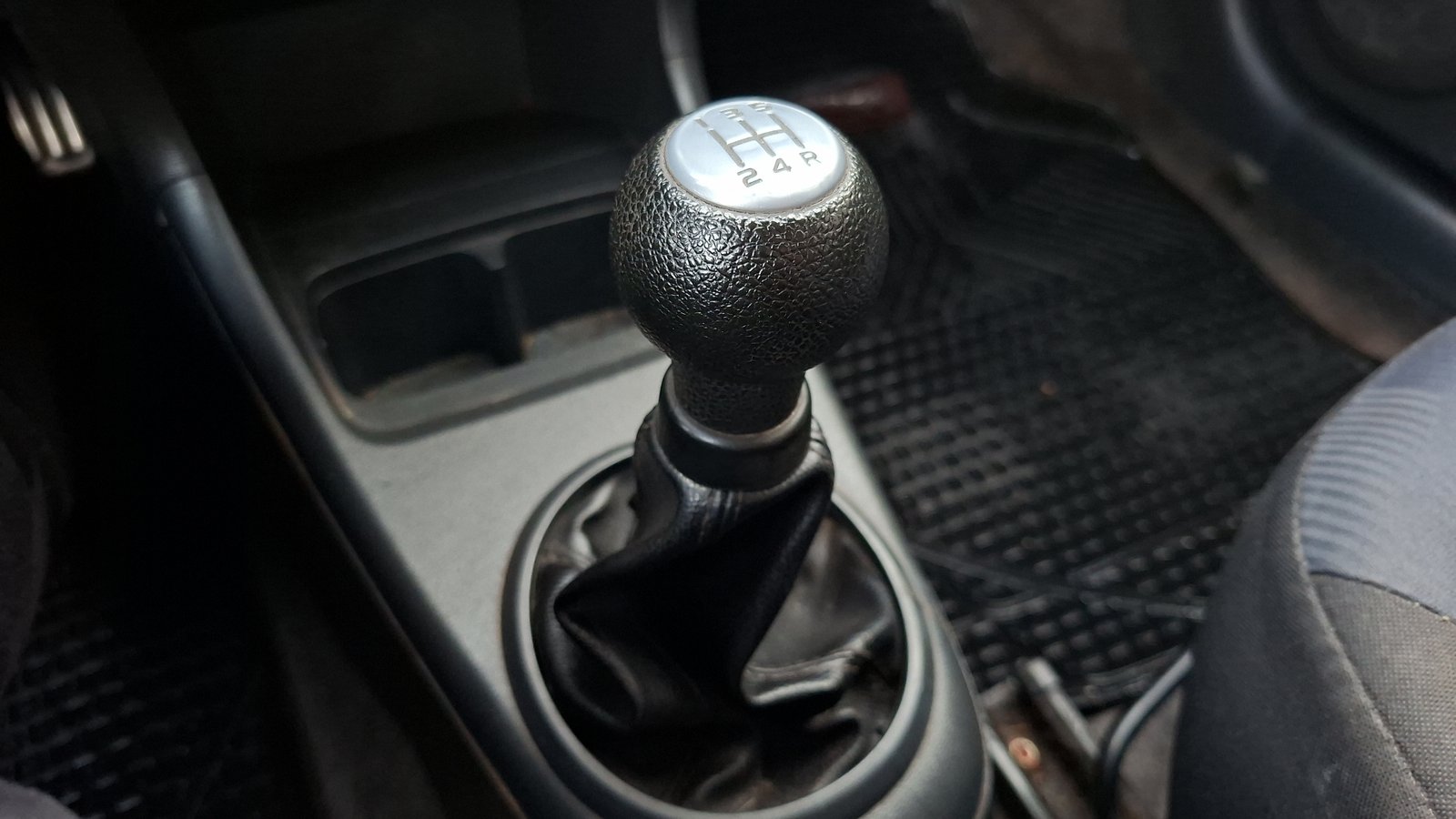 Suzuki Celerio 2015 - Imagen 11 de 14