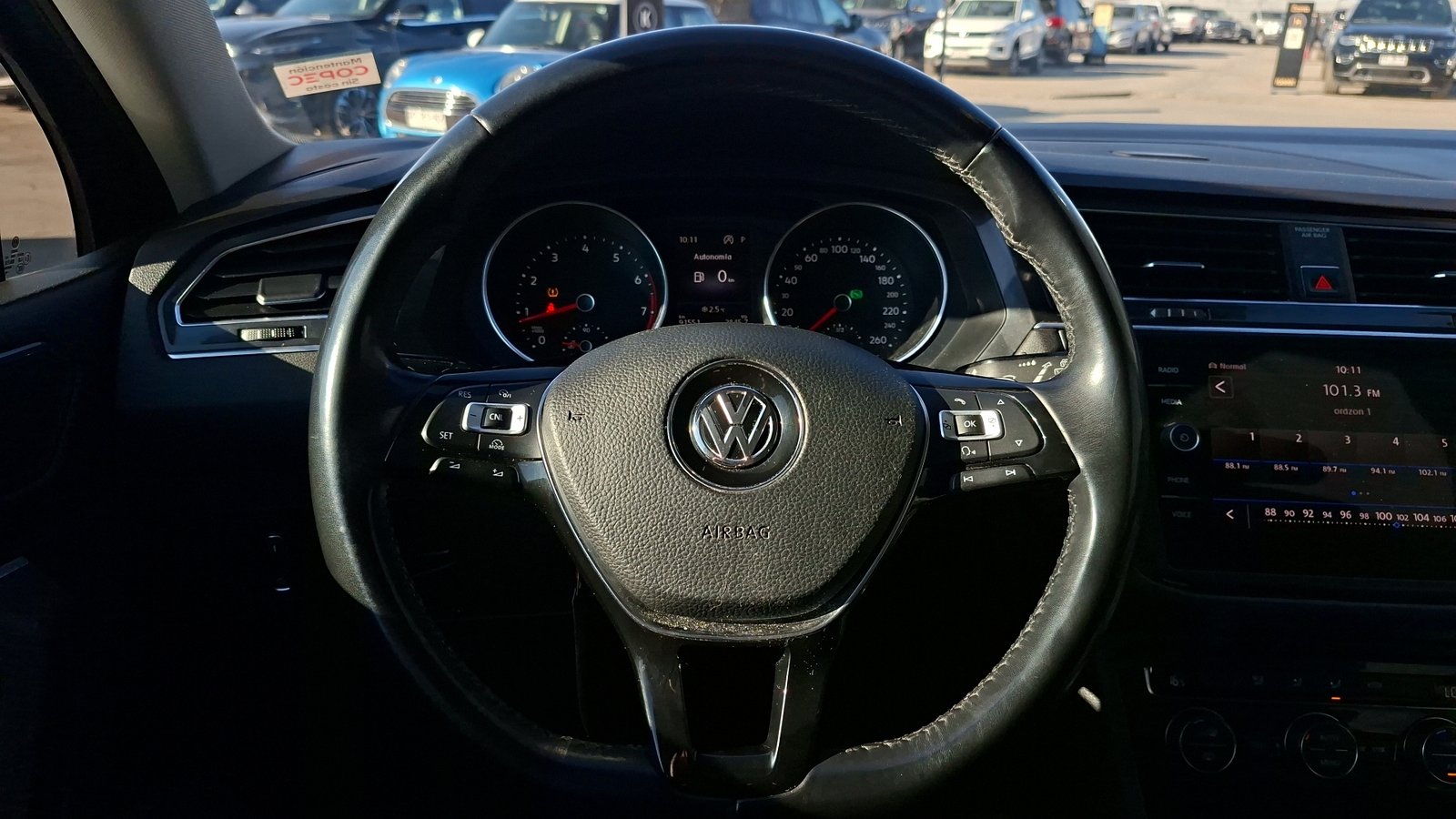 Volkswagen Tiguan 2018 - Imagen 8 de 17