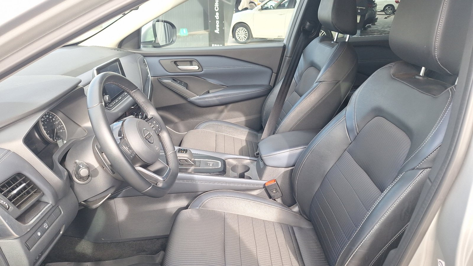 Nissan Qashqai 2024 - Imagen 14 de 15