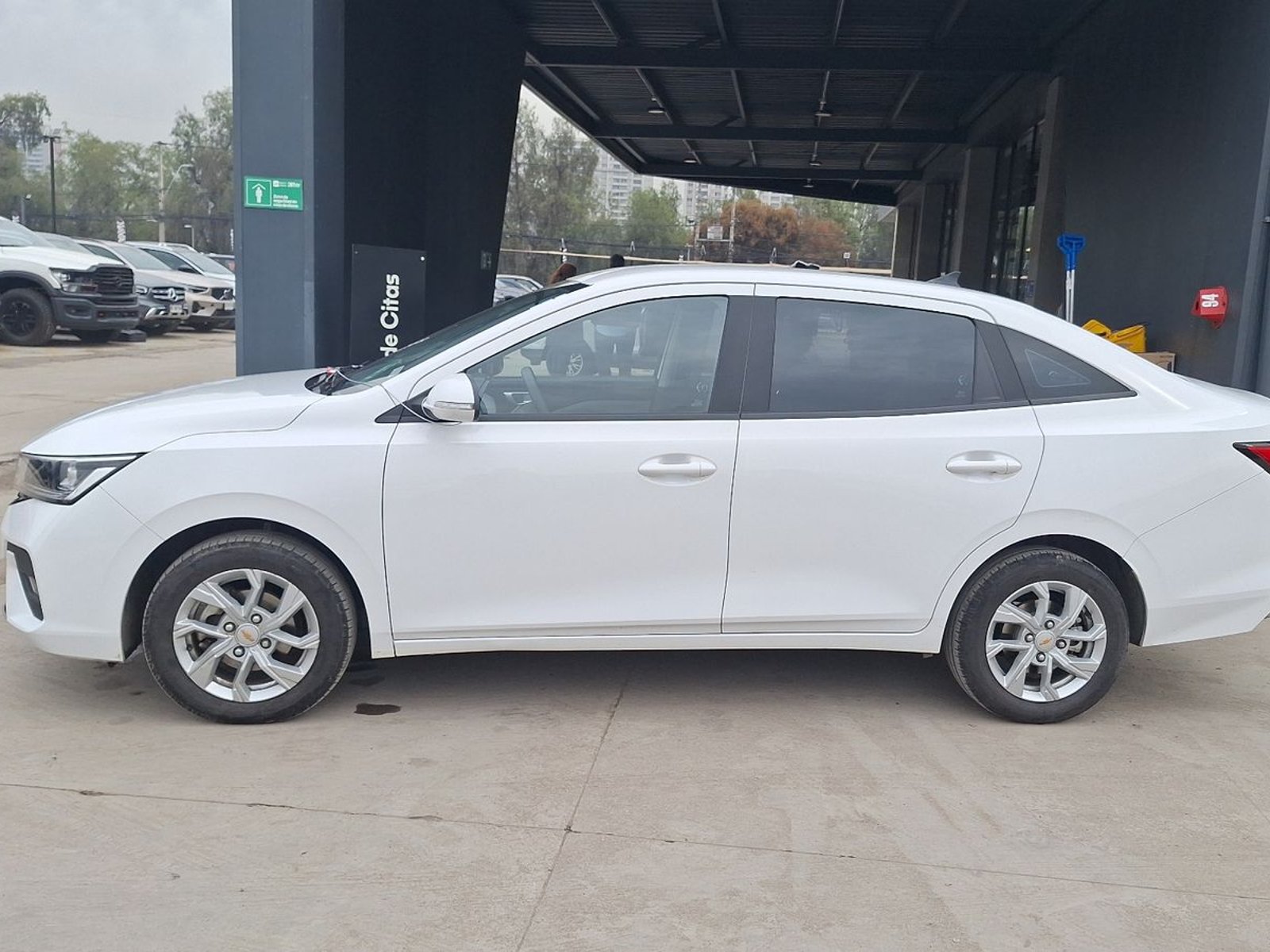 Chevrolet Sail 2025 - Foto 2 de 15