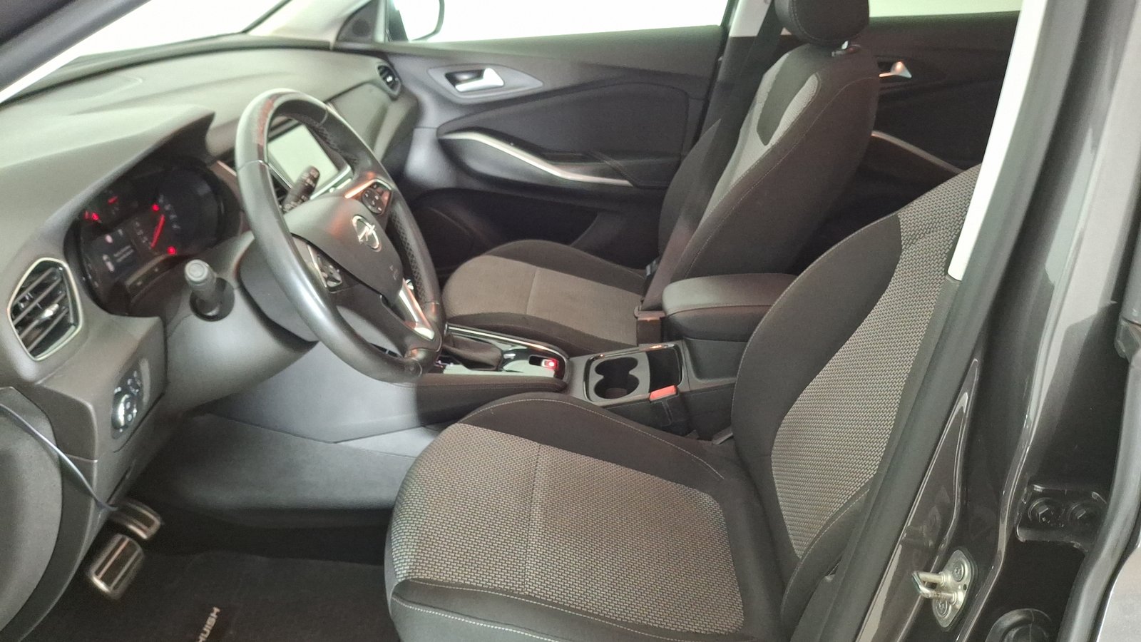 Opel Grandland X 2021 - Imagen 13 de 16