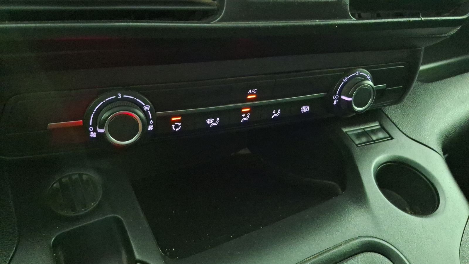 Opel Combo 2024 - Imagen 12 de 13