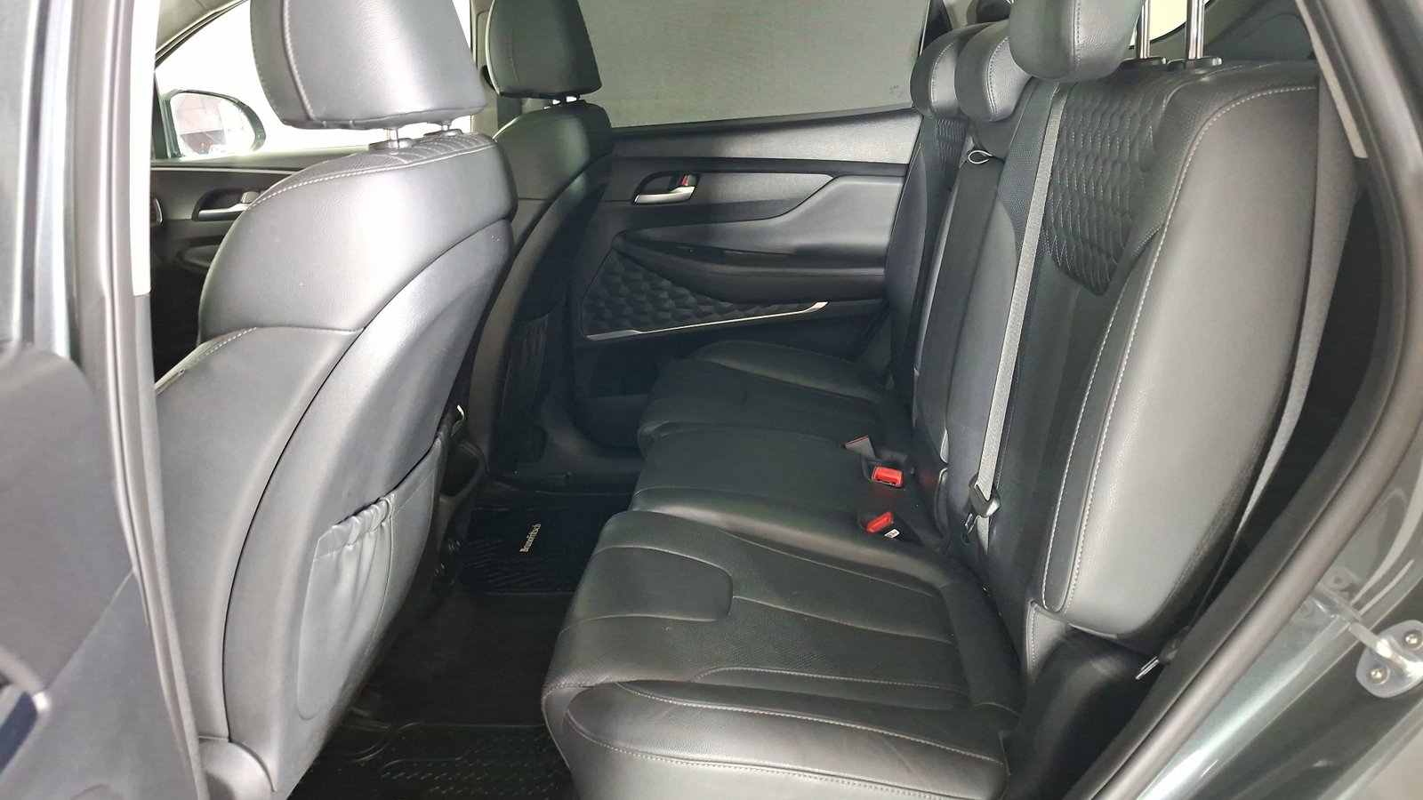 Hyundai Santa Fe 2019 - Imagen 16 de 19