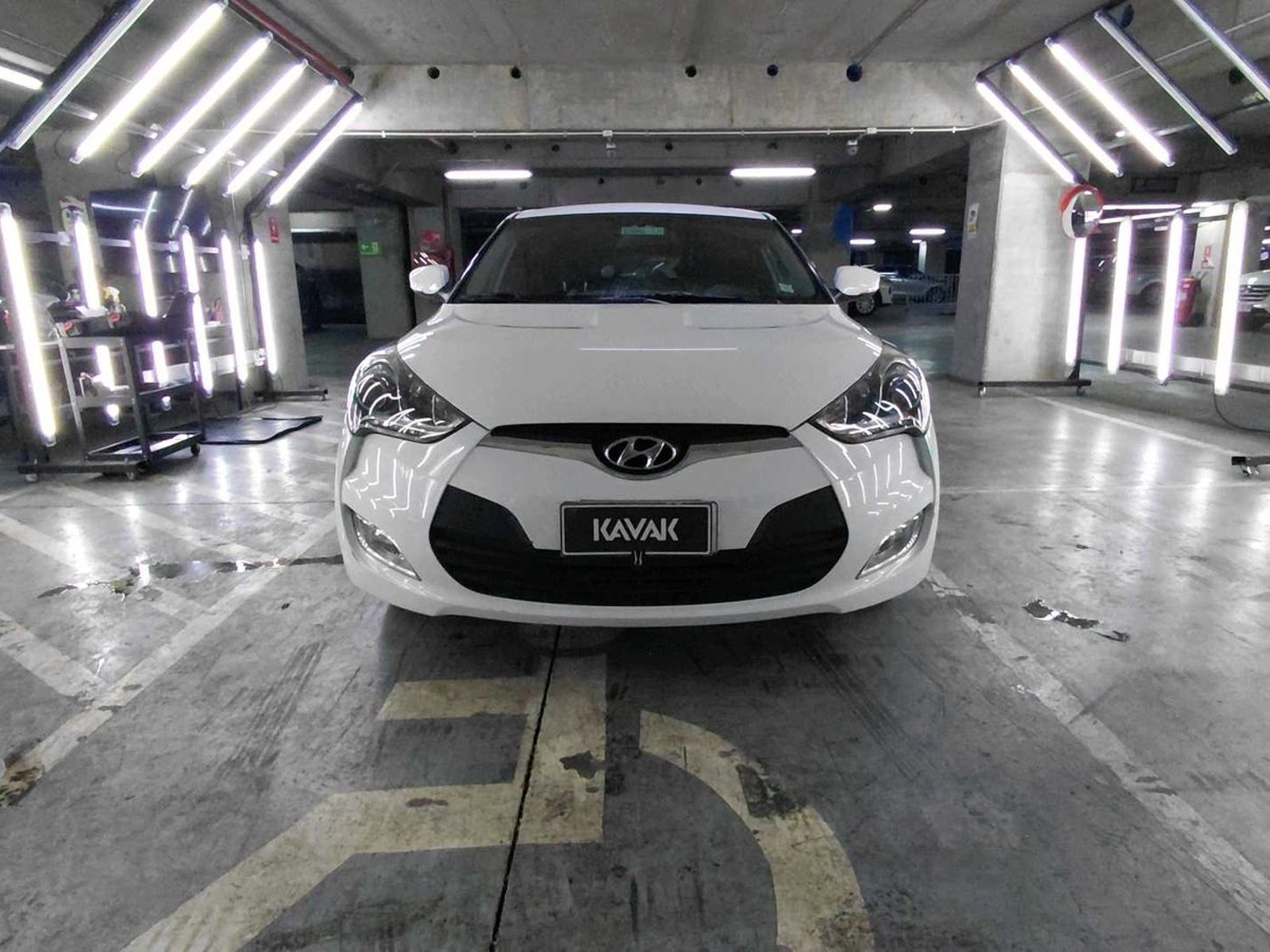 Hyundai Veloster 2015 - Foto 2 de 4