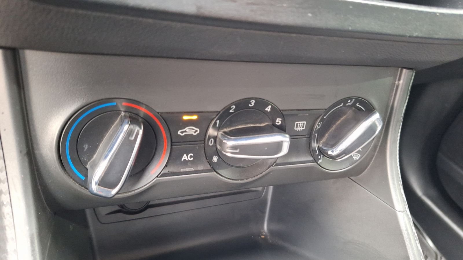 MG Zs 2019 - Imagen 14 de 14