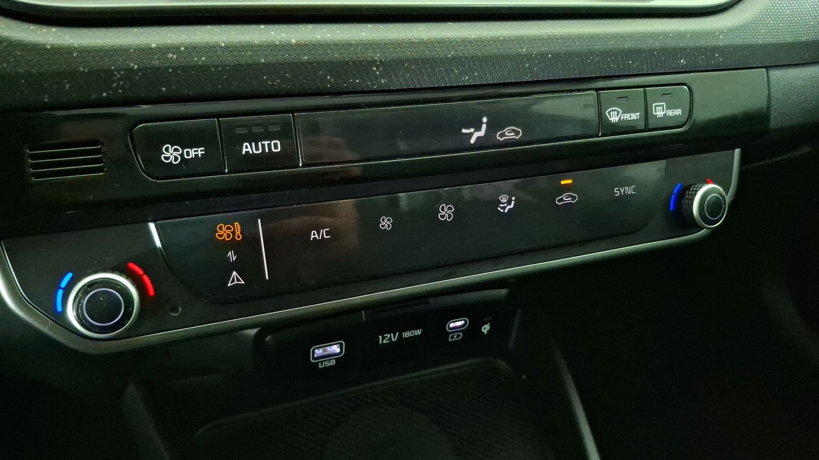 Kia K3 2024 - Imagen 15 de 16