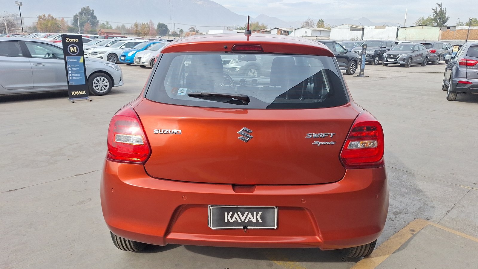 Suzuki Swift 2022 - Imagen 3 de 15