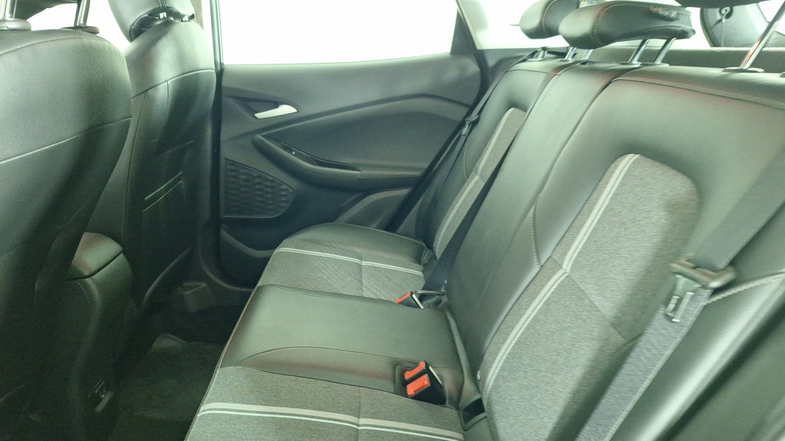 Chevrolet Tracker 2025 - Imagen 14 de 17