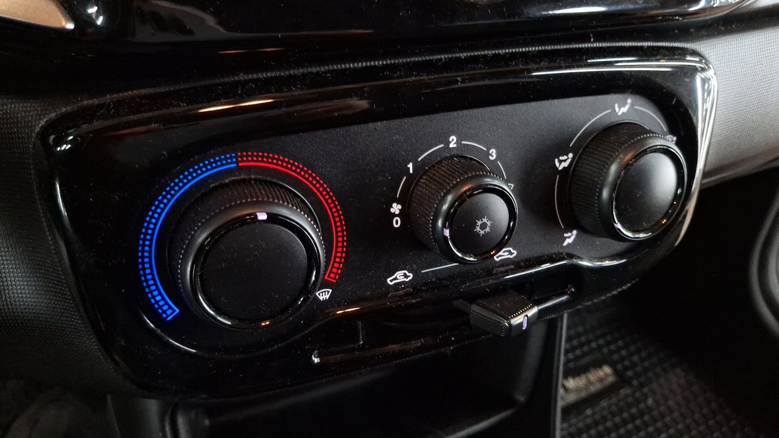 RAM 700 2022 - Imagen 15 de 16