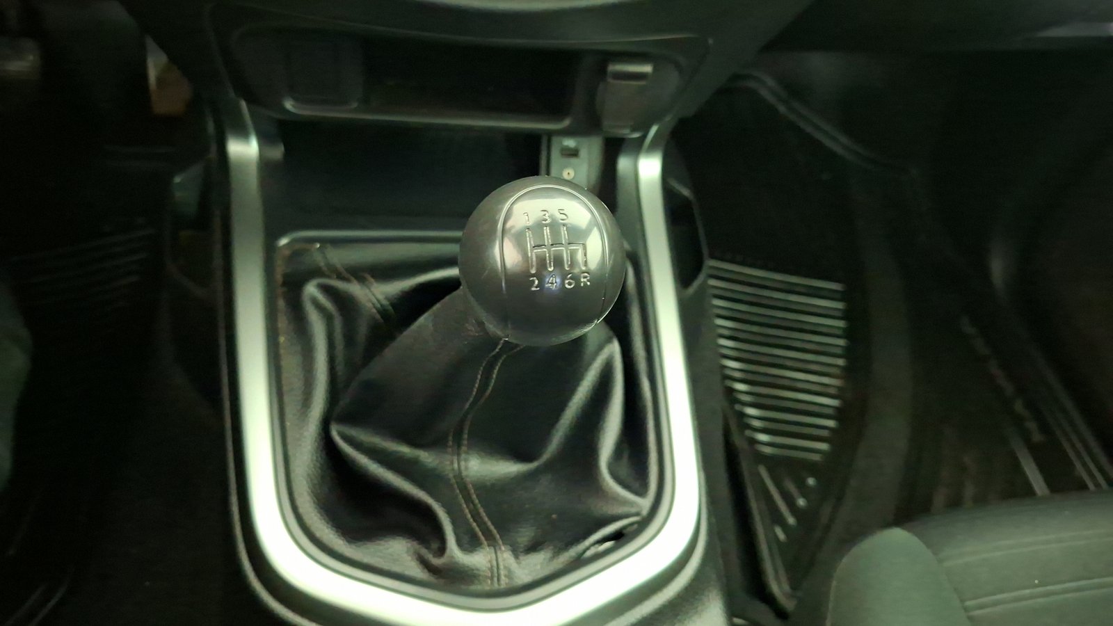 Nissan Navara 2022 - Imagen 12 de 16