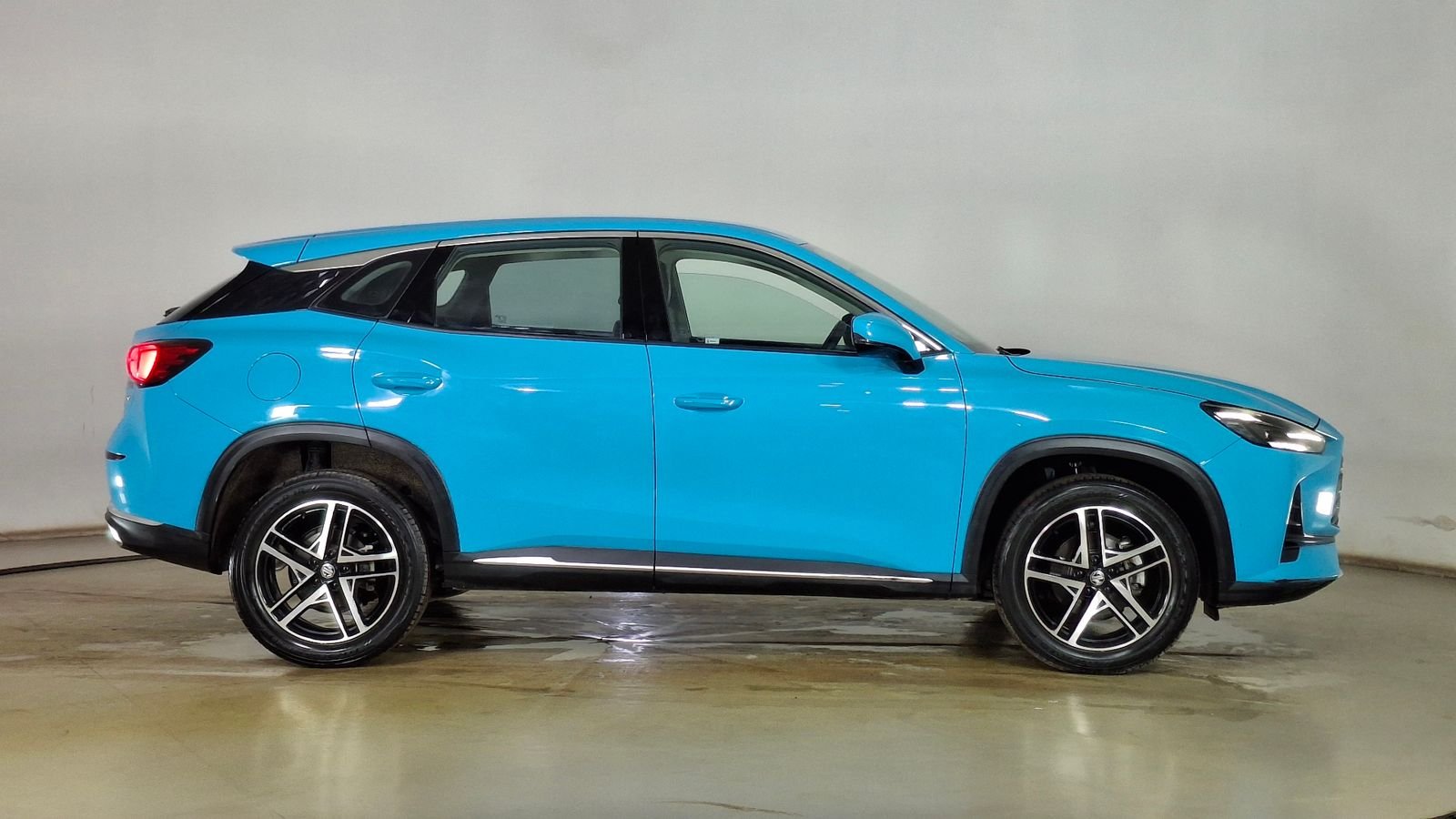 MG One 2023 - Imagen 4 de 16