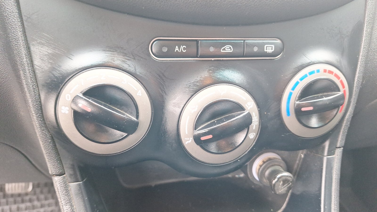 Hyundai I10 2013 - Imagen 14 de 14