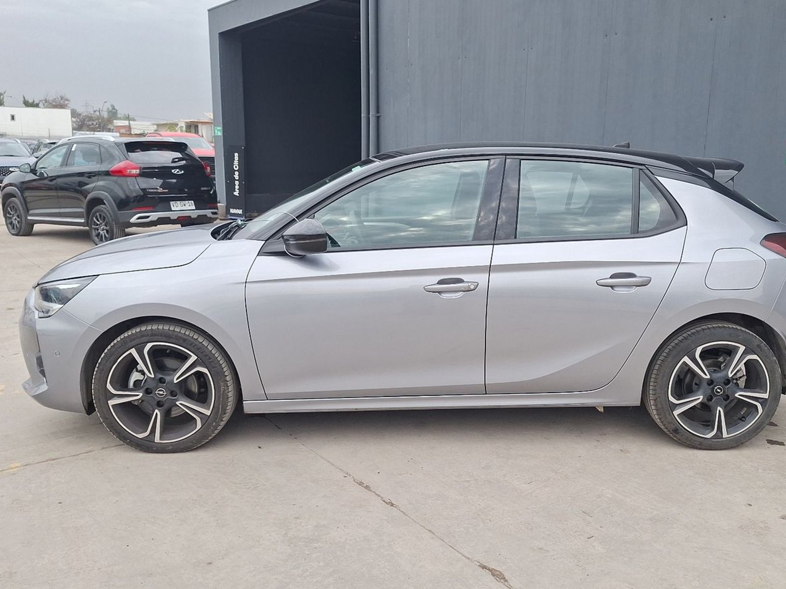 Opel Corsa 2023 - Foto 2 de 16