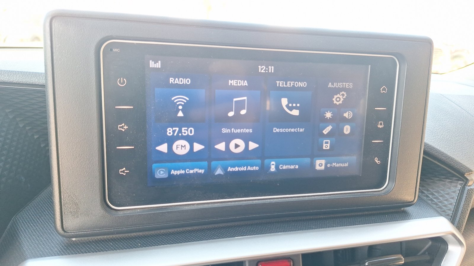 Toyota RAIZE 2024 - Imagen 10 de 15