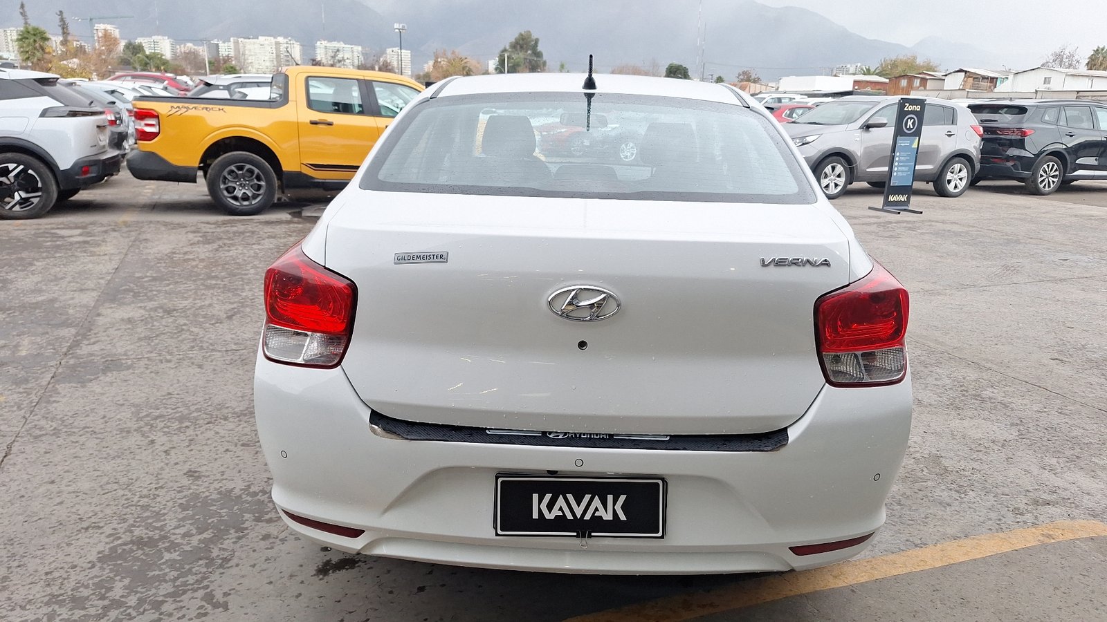 Hyundai VERNA 2021 - Foto 3 de 15