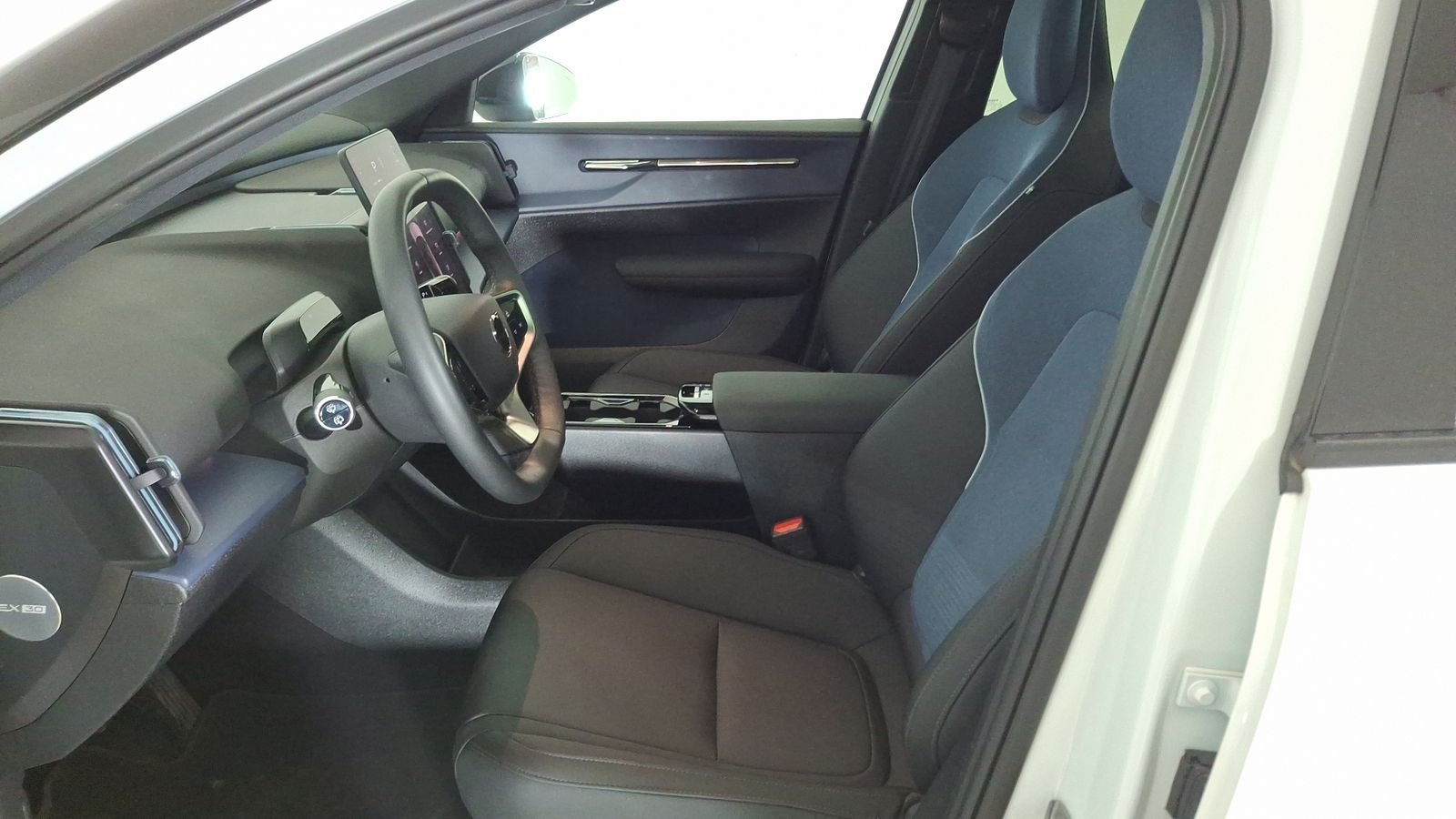 Volvo EX30 2024 - Imagen 14 de 17