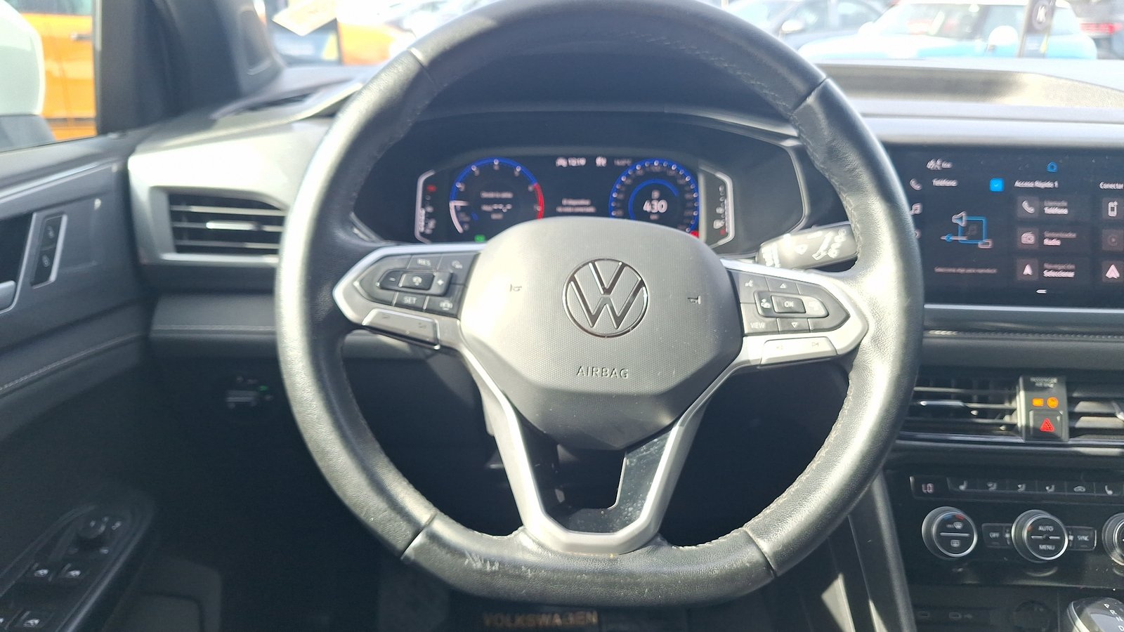Volkswagen Taos 2022 - Imagen 8 de 16