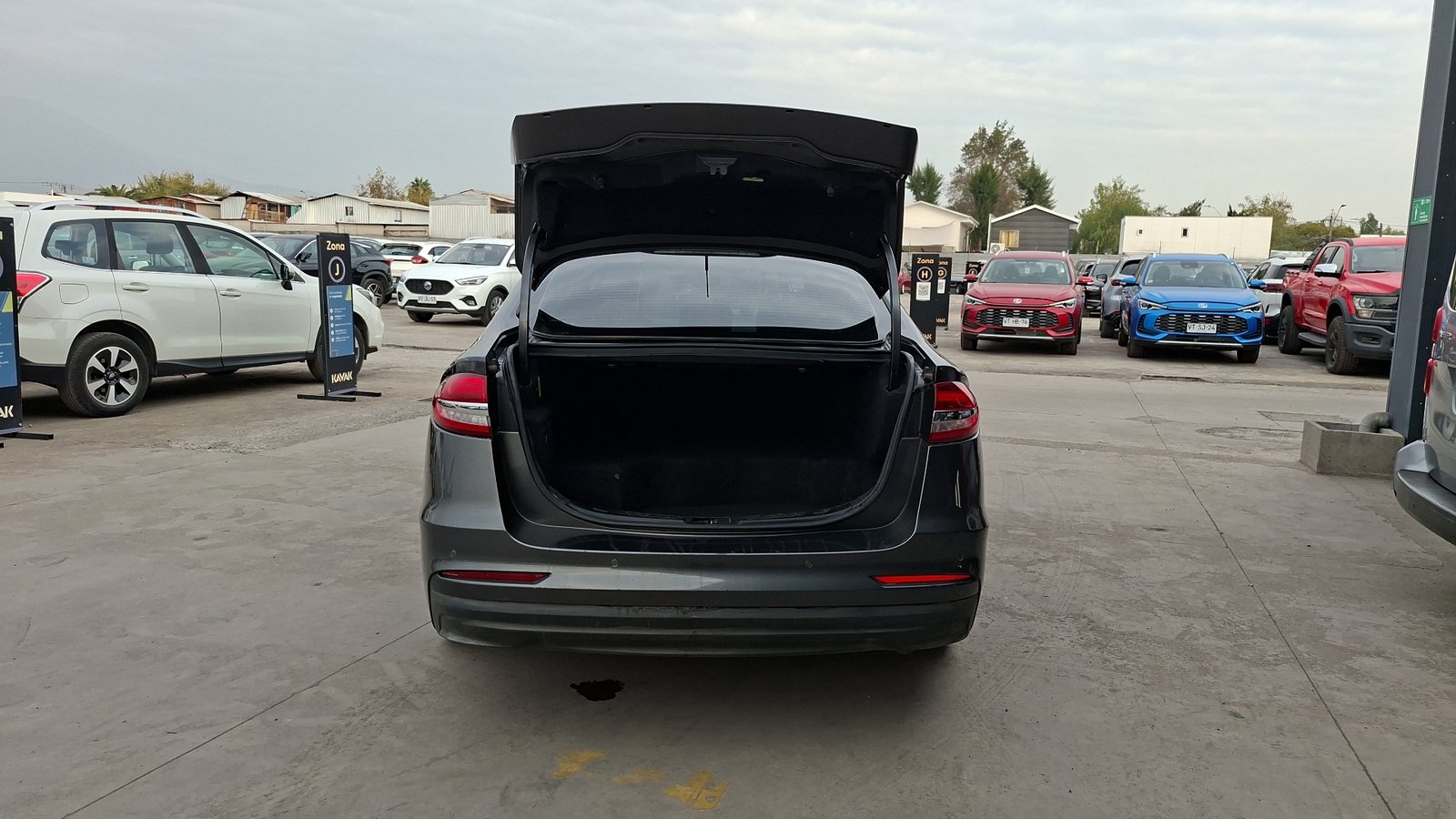 Ford Fusion 2020 - Imagen 4 de 16