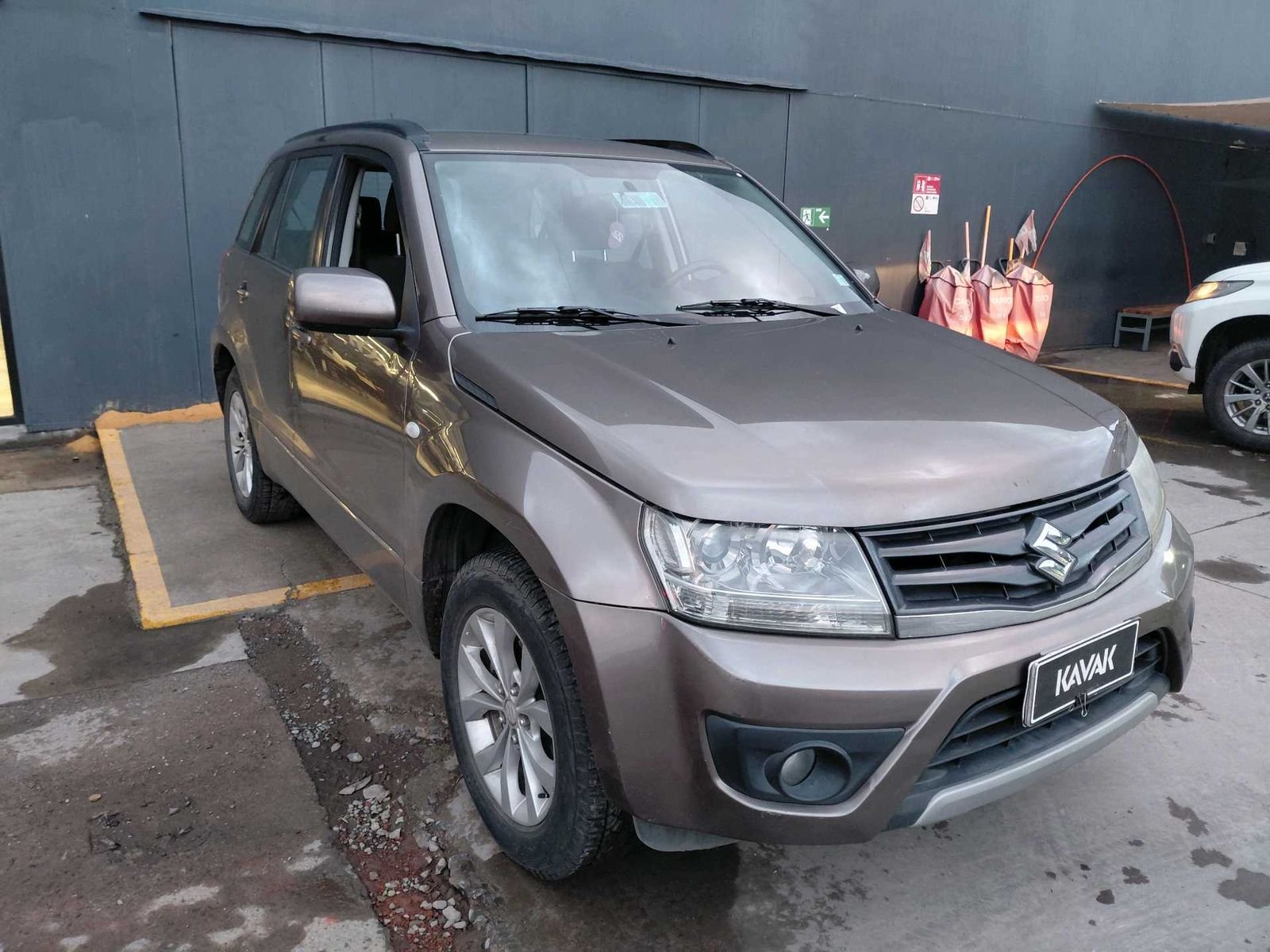 Suzuki GrandNomade 2015 - Imagen 3 de 4
