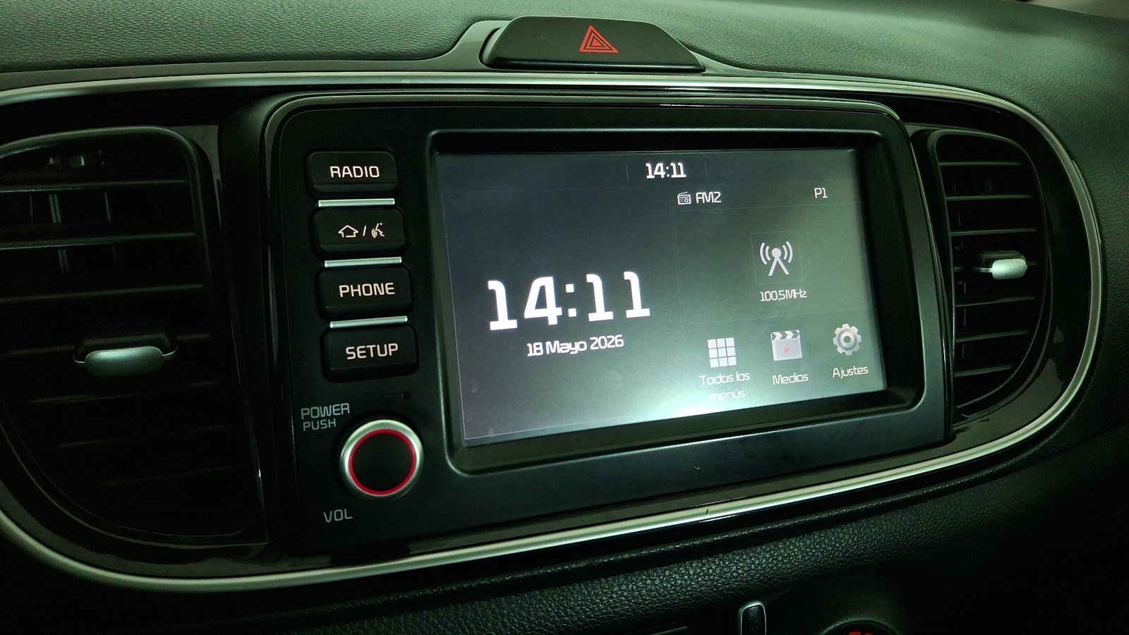 Kia Soluto 2023 - Imagen 10 de 16