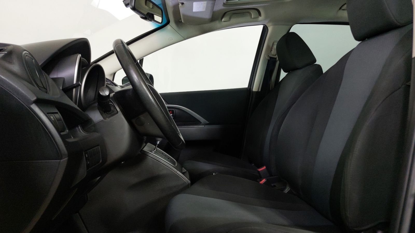 Mazda Mazda 5 2018 - Imagen 14 de 18