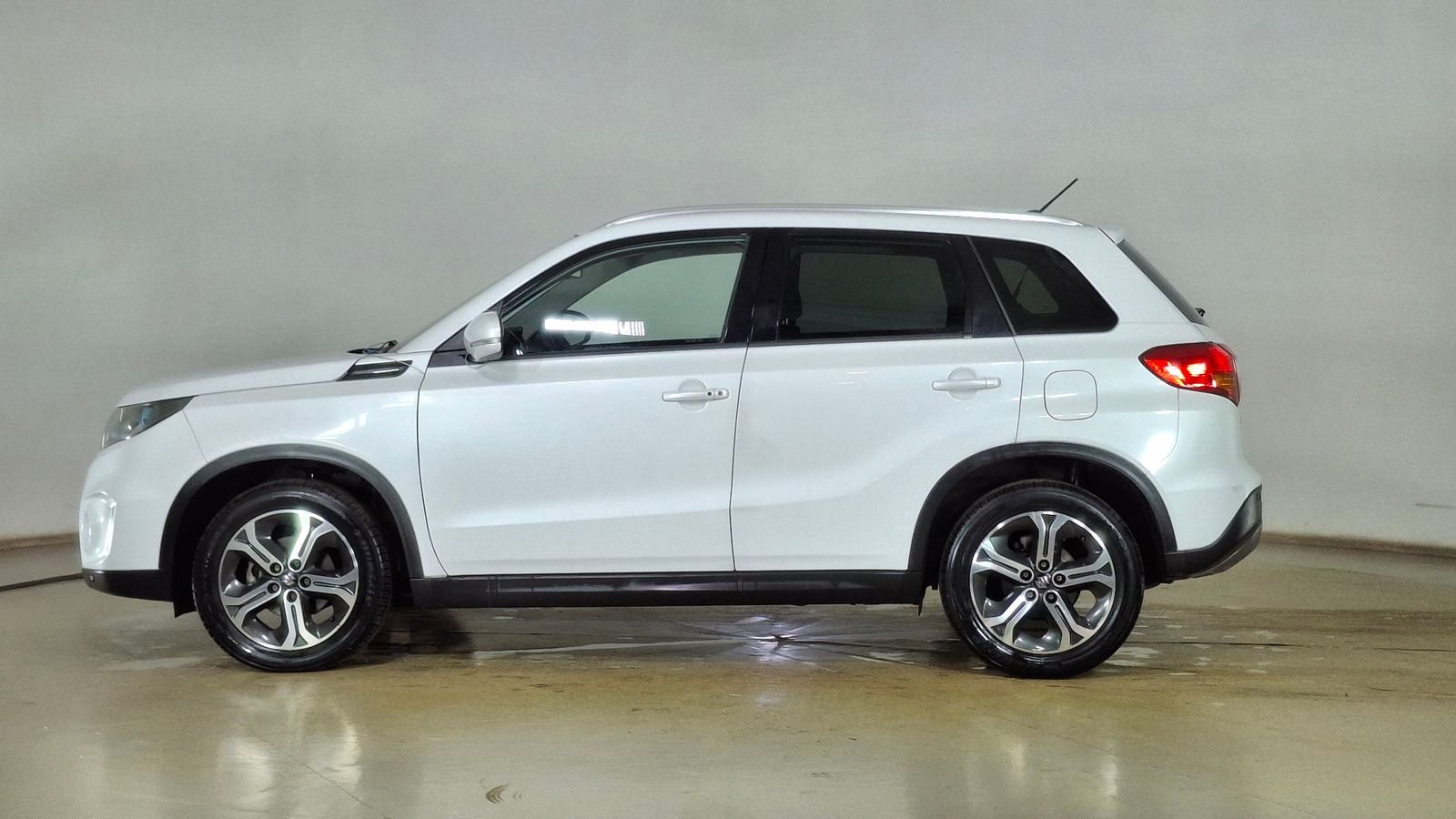 Suzuki Vitara 2018 - Imagen 7 de 17
