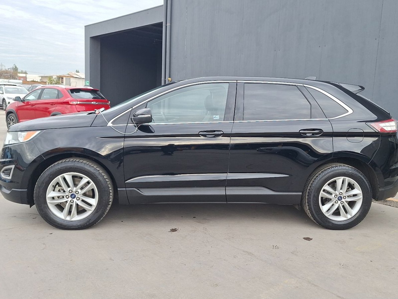 Ford Edge 2018 - Foto 2 de 16