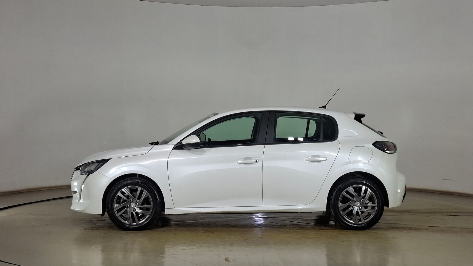 Peugeot 208 2021 - Imagen 7 de 17