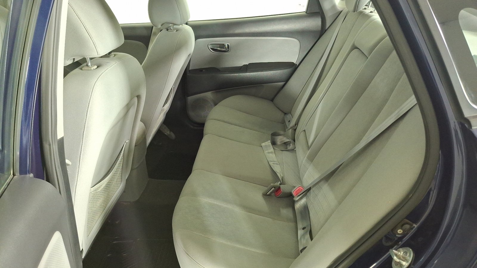 Hyundai Elantra 2011 - Imagen 13 de 15