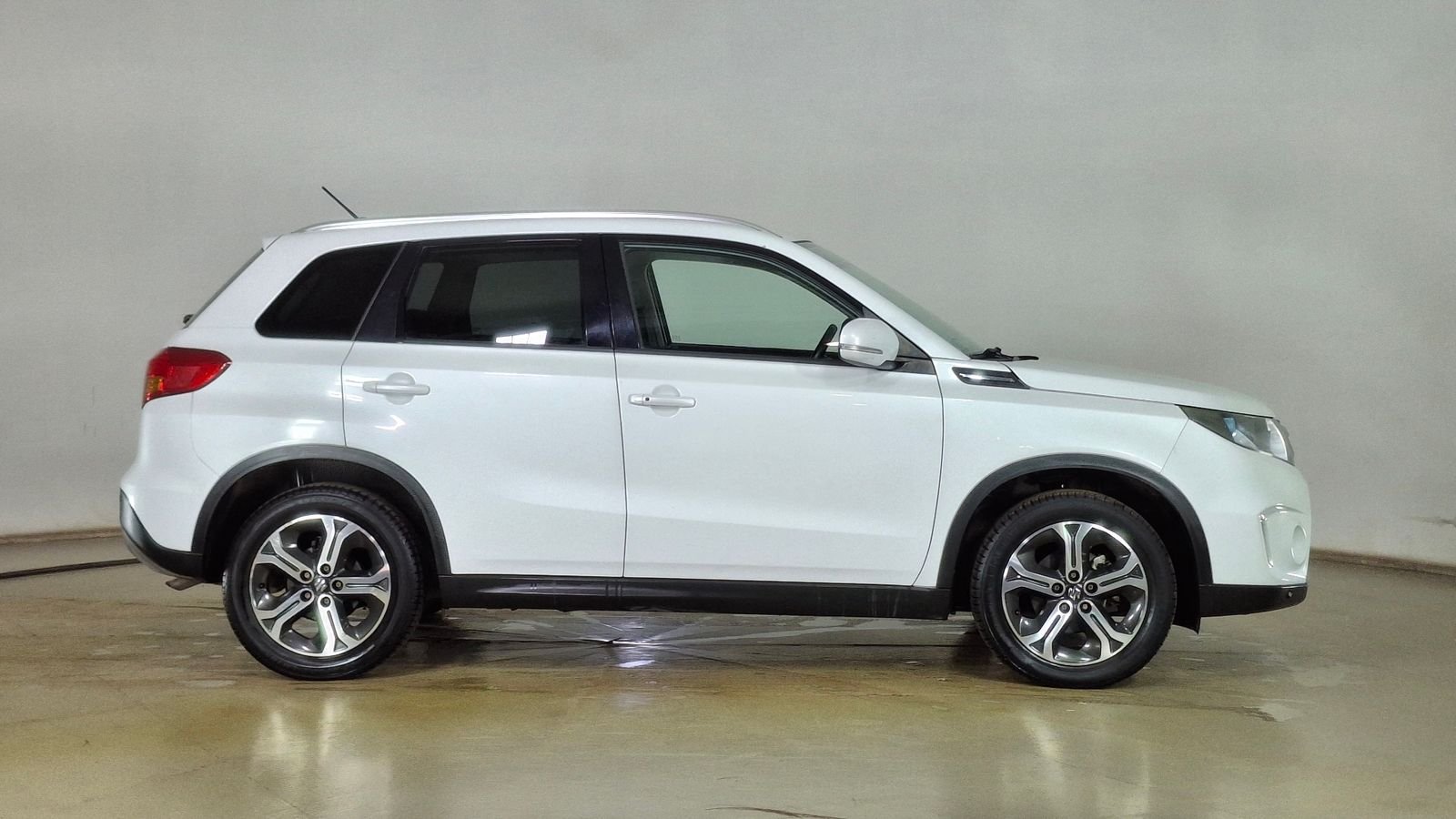 Suzuki Vitara 2018 - Imagen 4 de 17