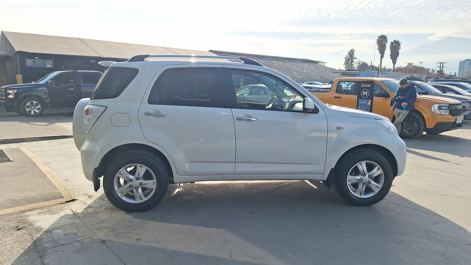 Daihatsu Terios 2015 - Foto 5 de 14
