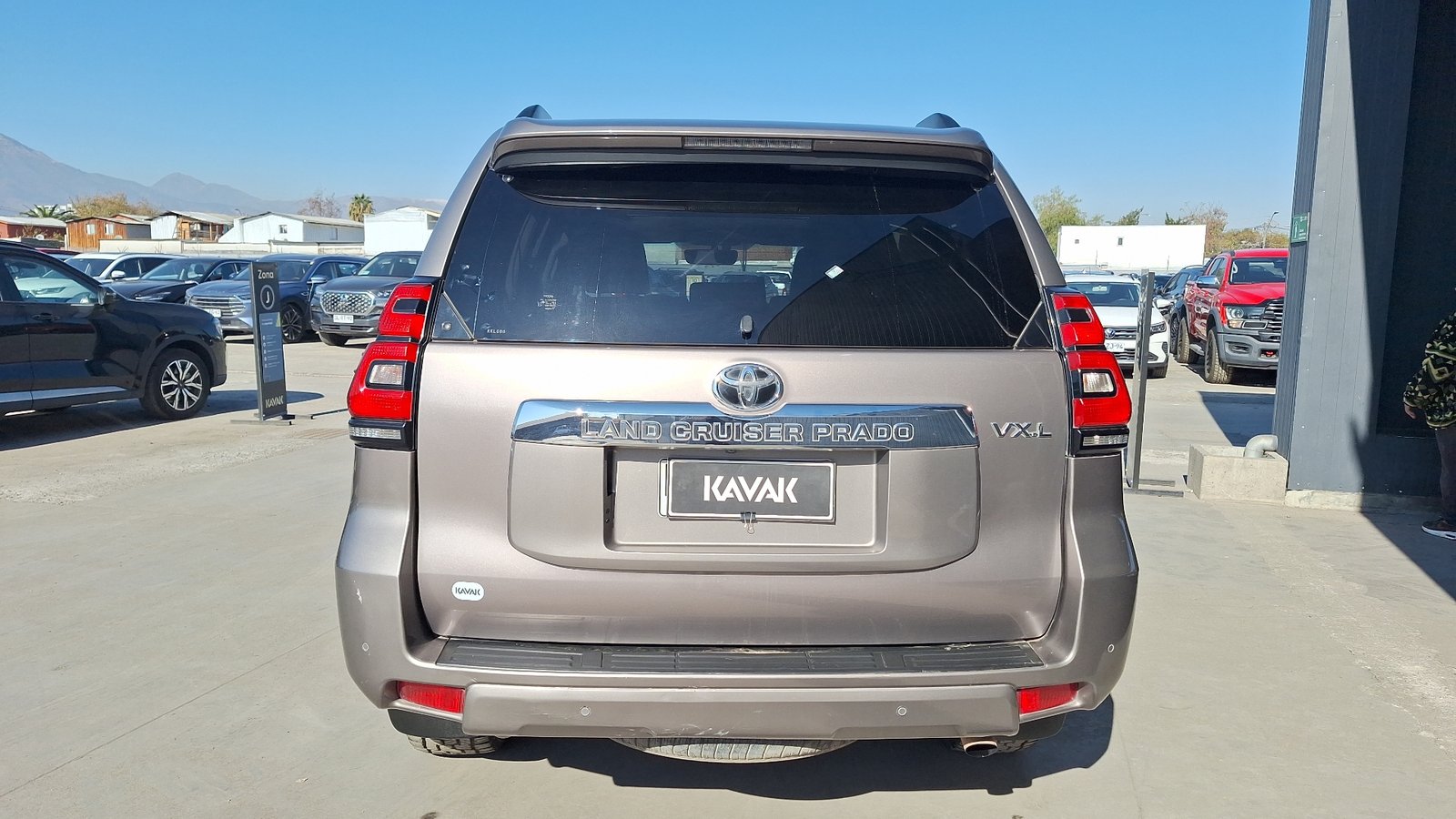 Toyota Land Cruiser Prado 2018 - Foto 3 de 17